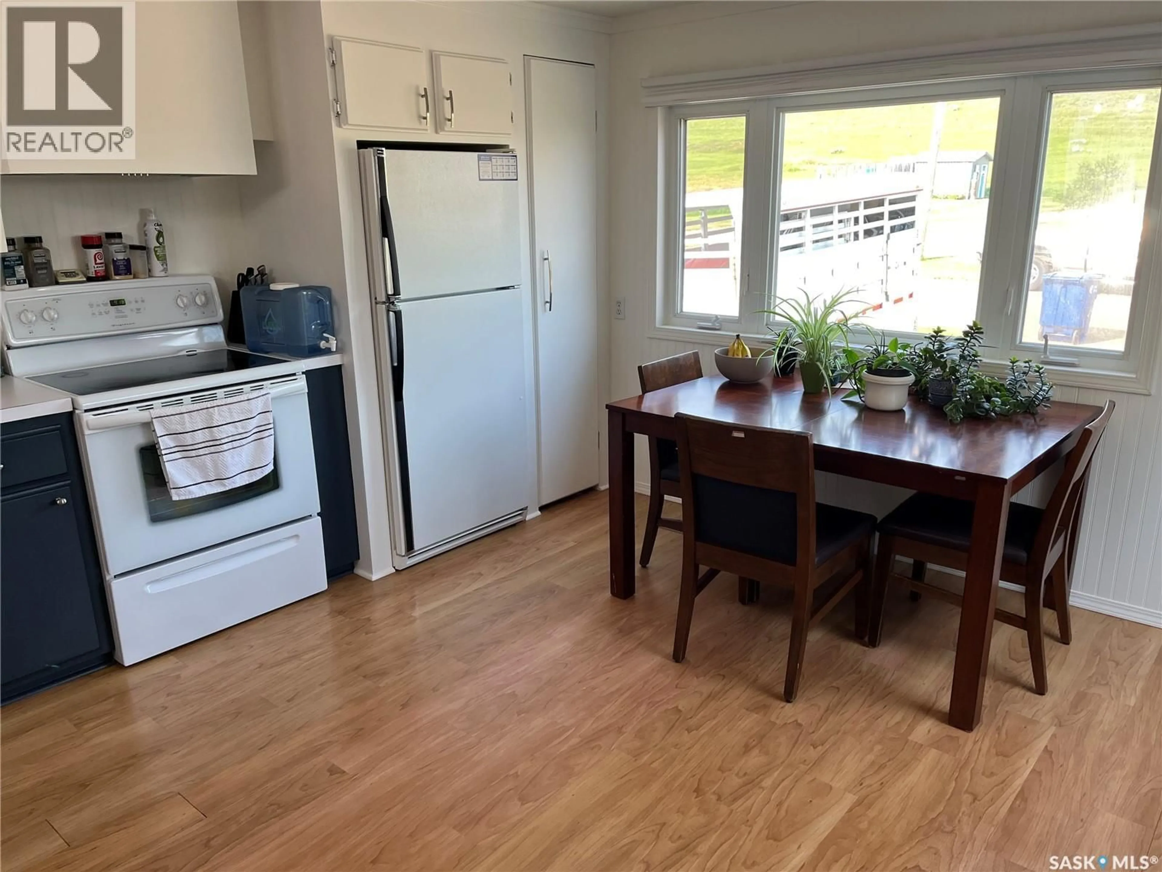 Unknown for 6 A AVENUE, Willow Bunch Saskatchewan S0H4K0