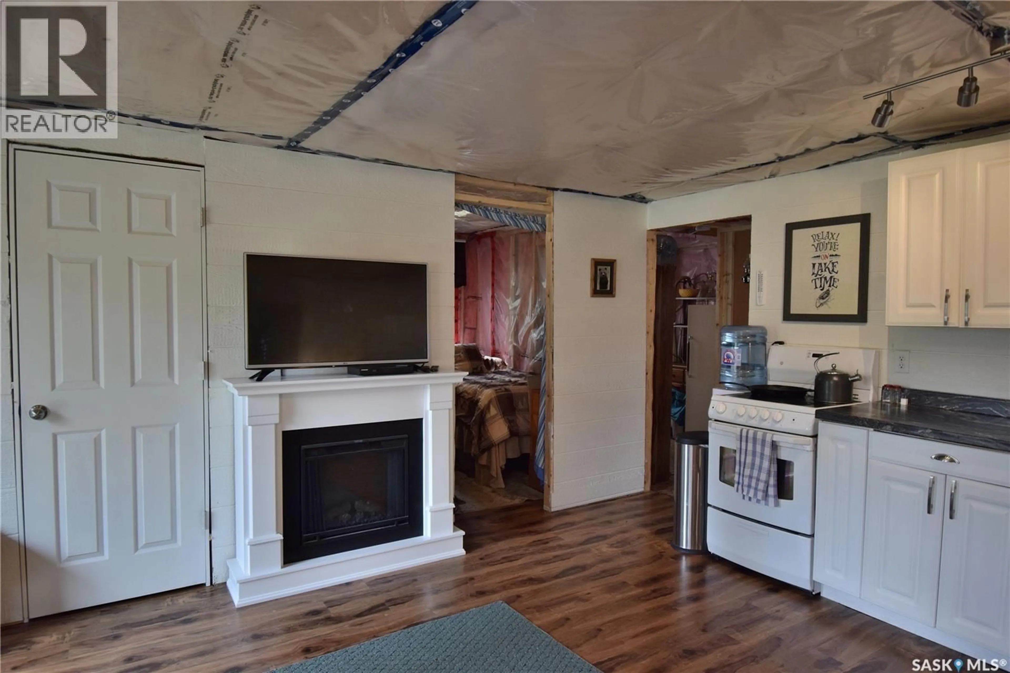 A pic of a room for 207 KALDOR AVENUE, Emma Lake Saskatchewan S0J0N0
