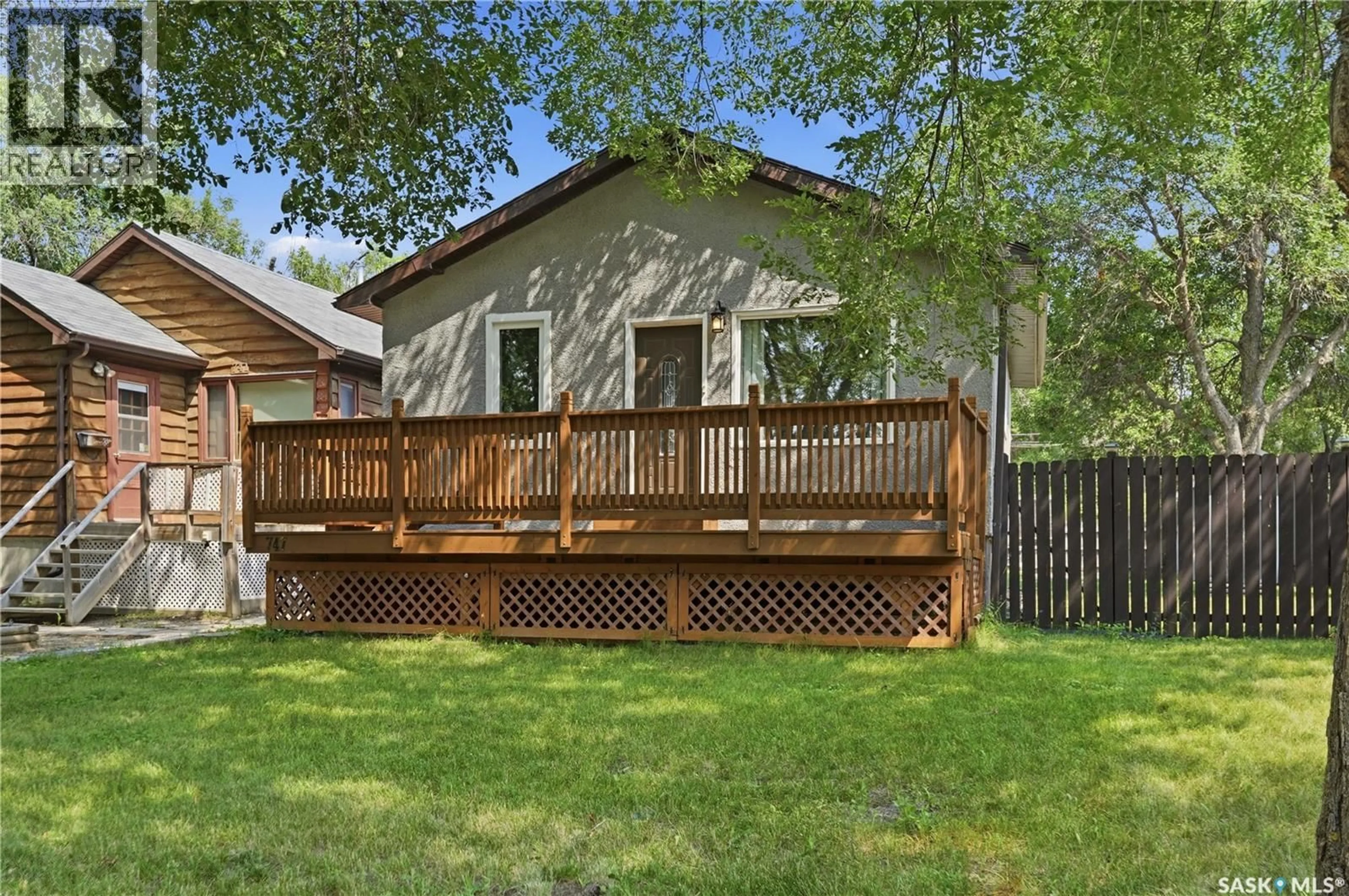 Unknown for 747 ARGYLE STREET, Regina Saskatchewan S4T3P7
