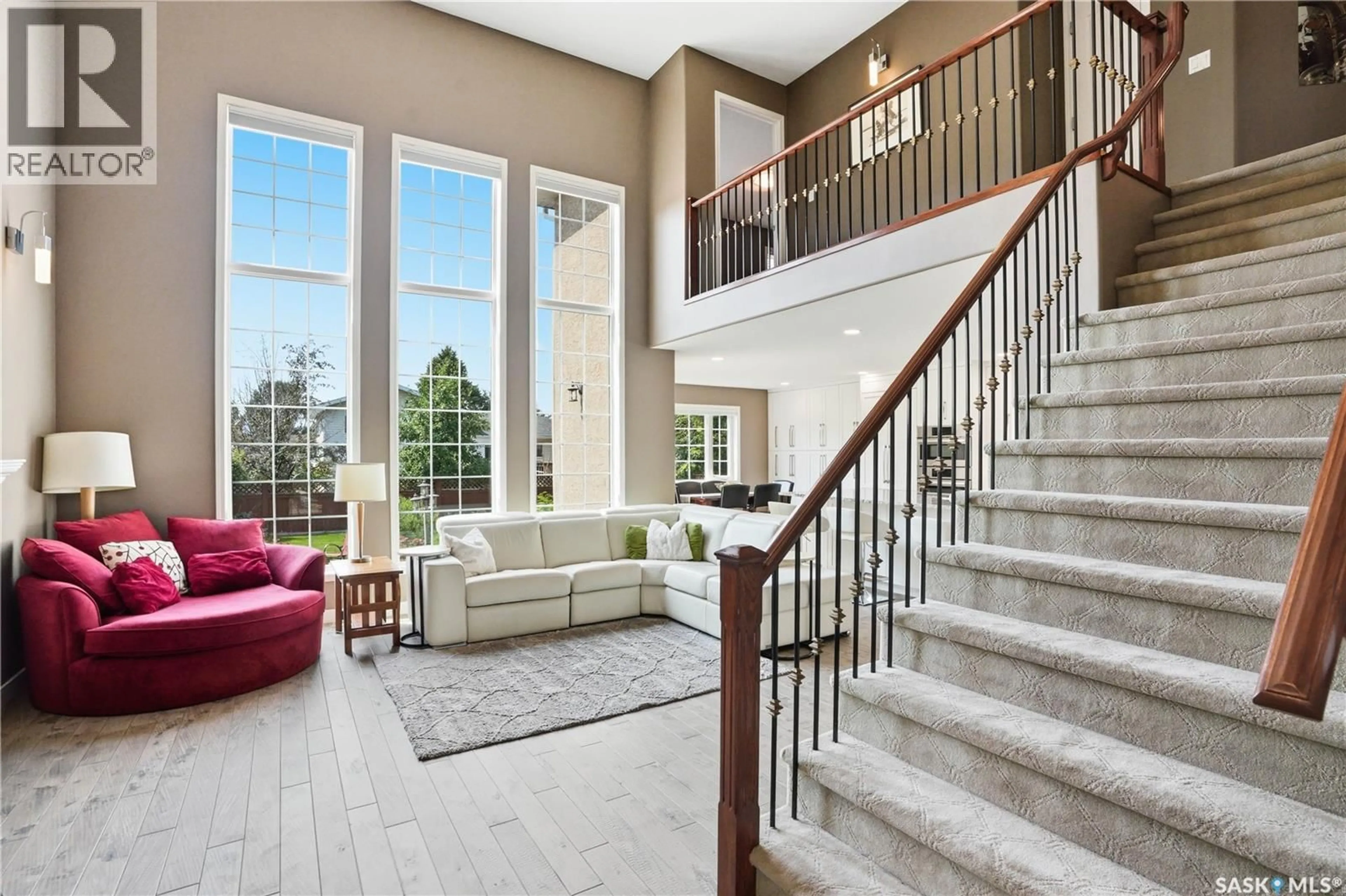 Indoor foyer for 210 FAIRBROTHER TERRACE, Saskatoon Saskatchewan S7S1H9