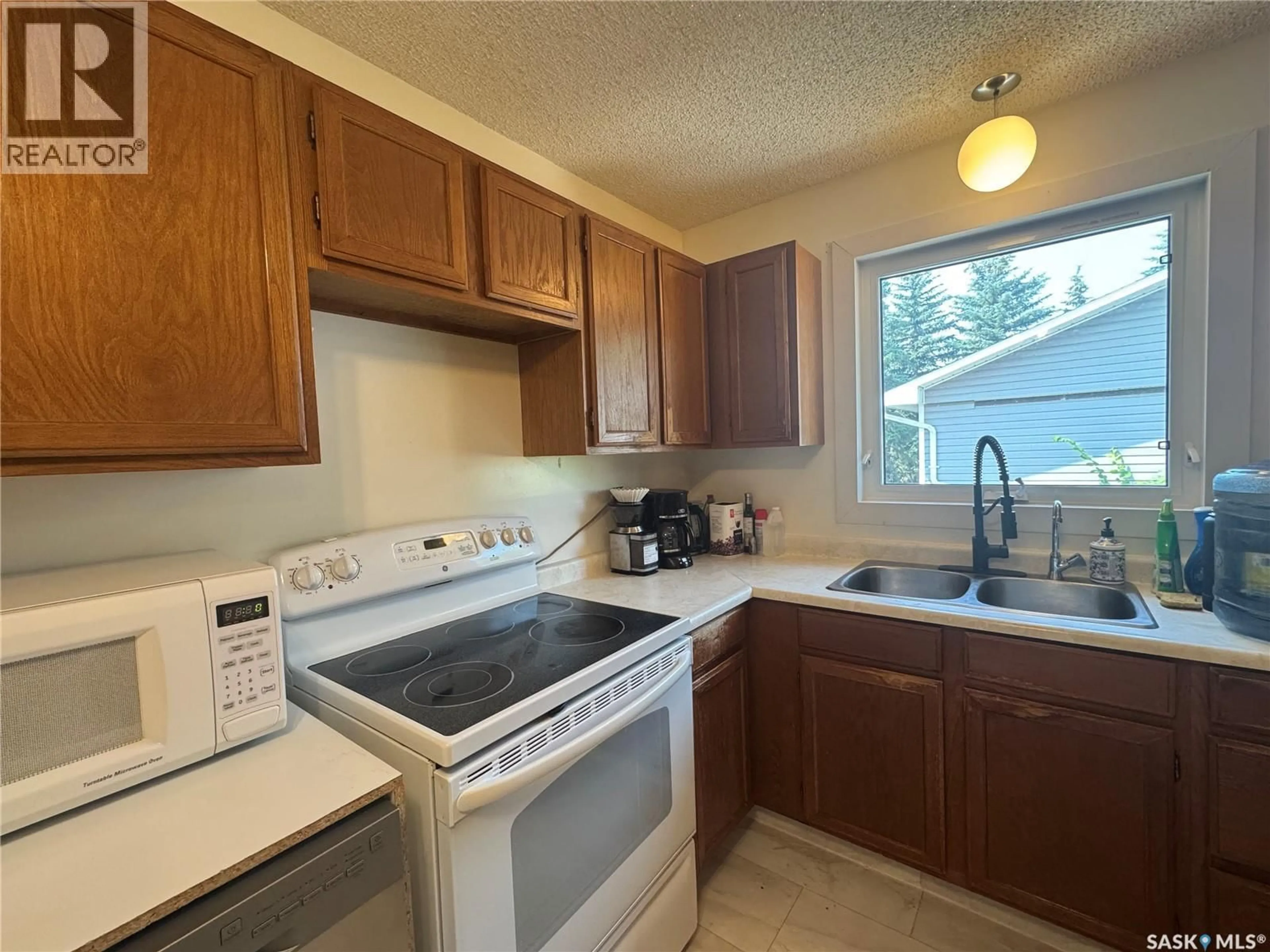 Standard kitchen, unknown for 106 KING STREET, Wolseley Saskatchewan S0G5H0