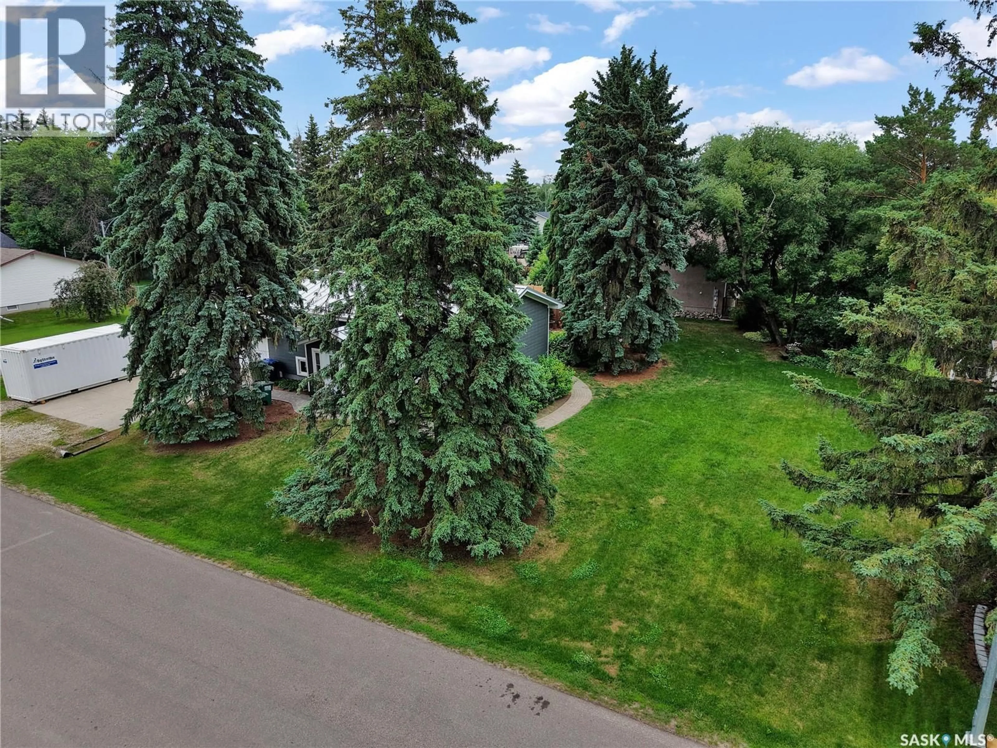 A pic from outside/outdoor area/front of a property/back of a property/a pic from drone, forest/trees view for 3425 DIEPPE STREET, Saskatoon Saskatchewan S7M3S8