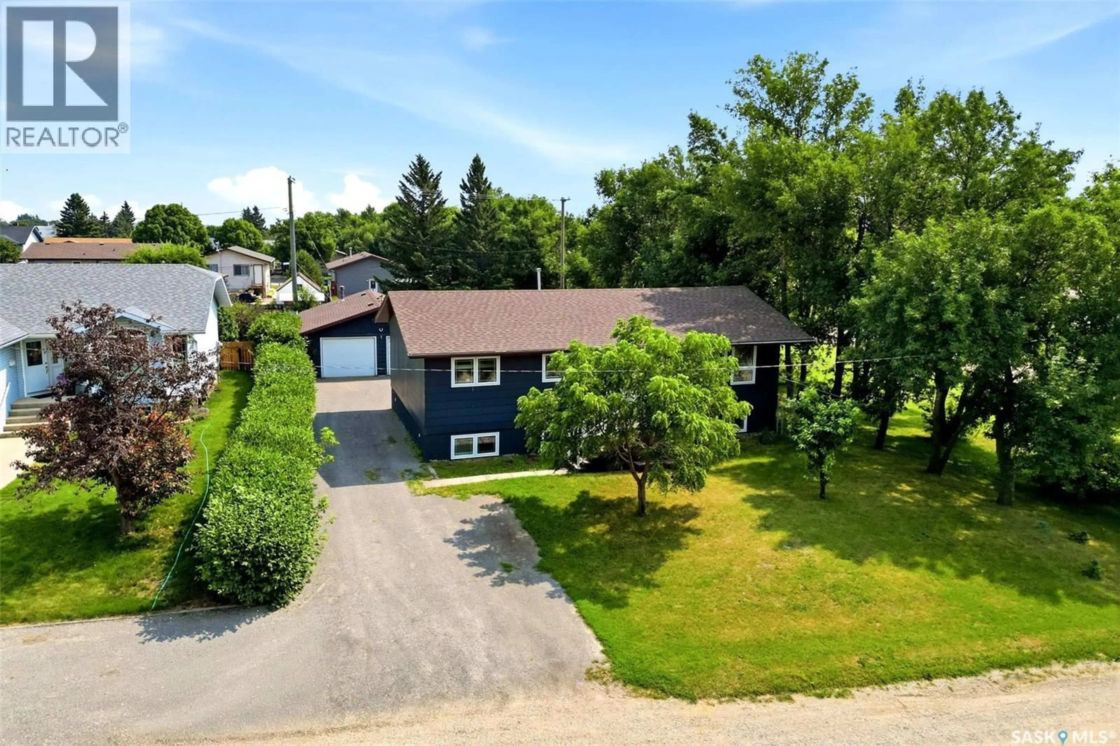 A pic from outside/outdoor area/front of a property/back of a property/a pic from drone, street for 365 SECOND STREET, Mclean Saskatchewan S0G3E0