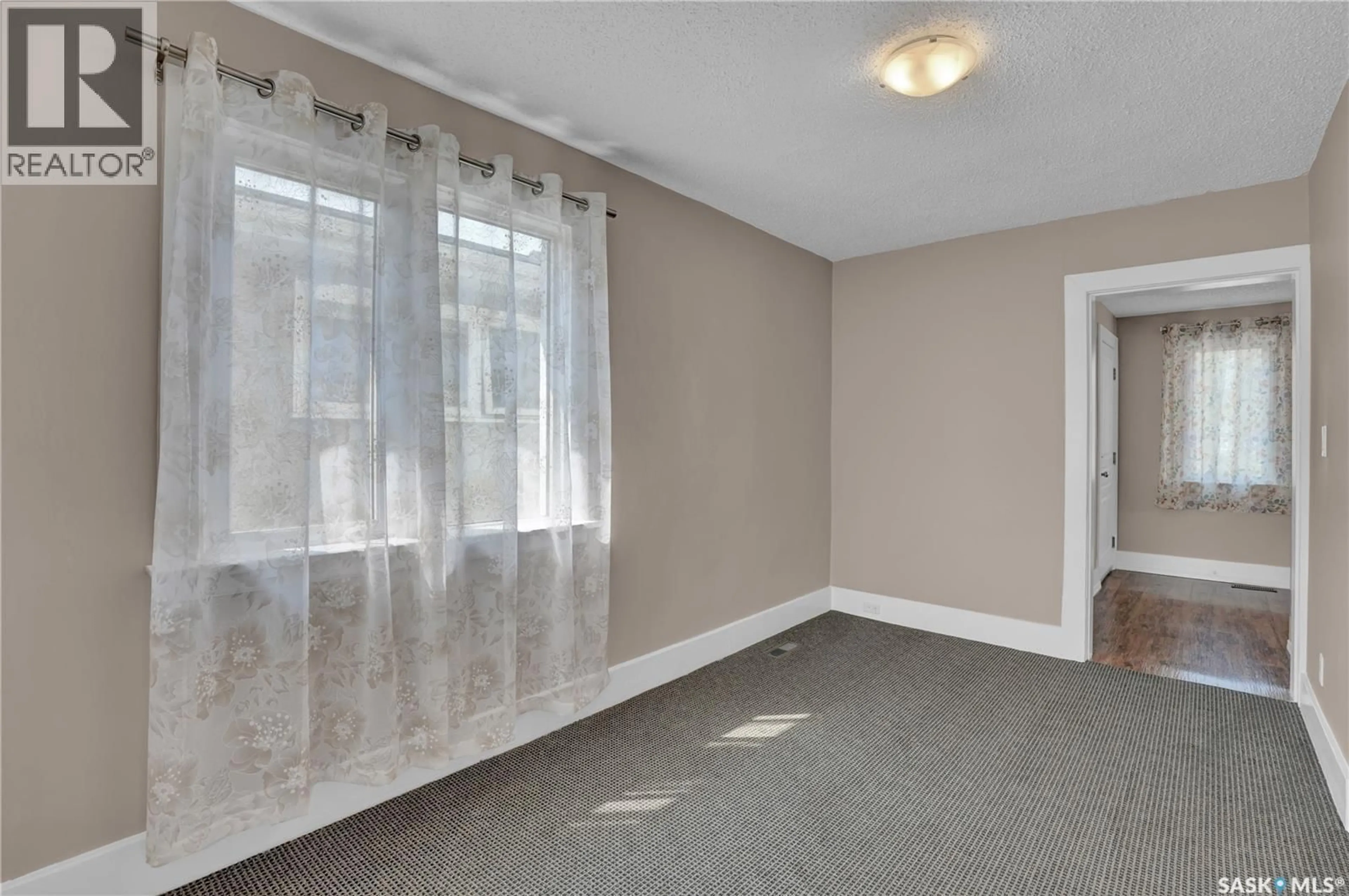 A pic of a room for 2022 ELLIOTT STREET, Regina Saskatchewan S4N3G9