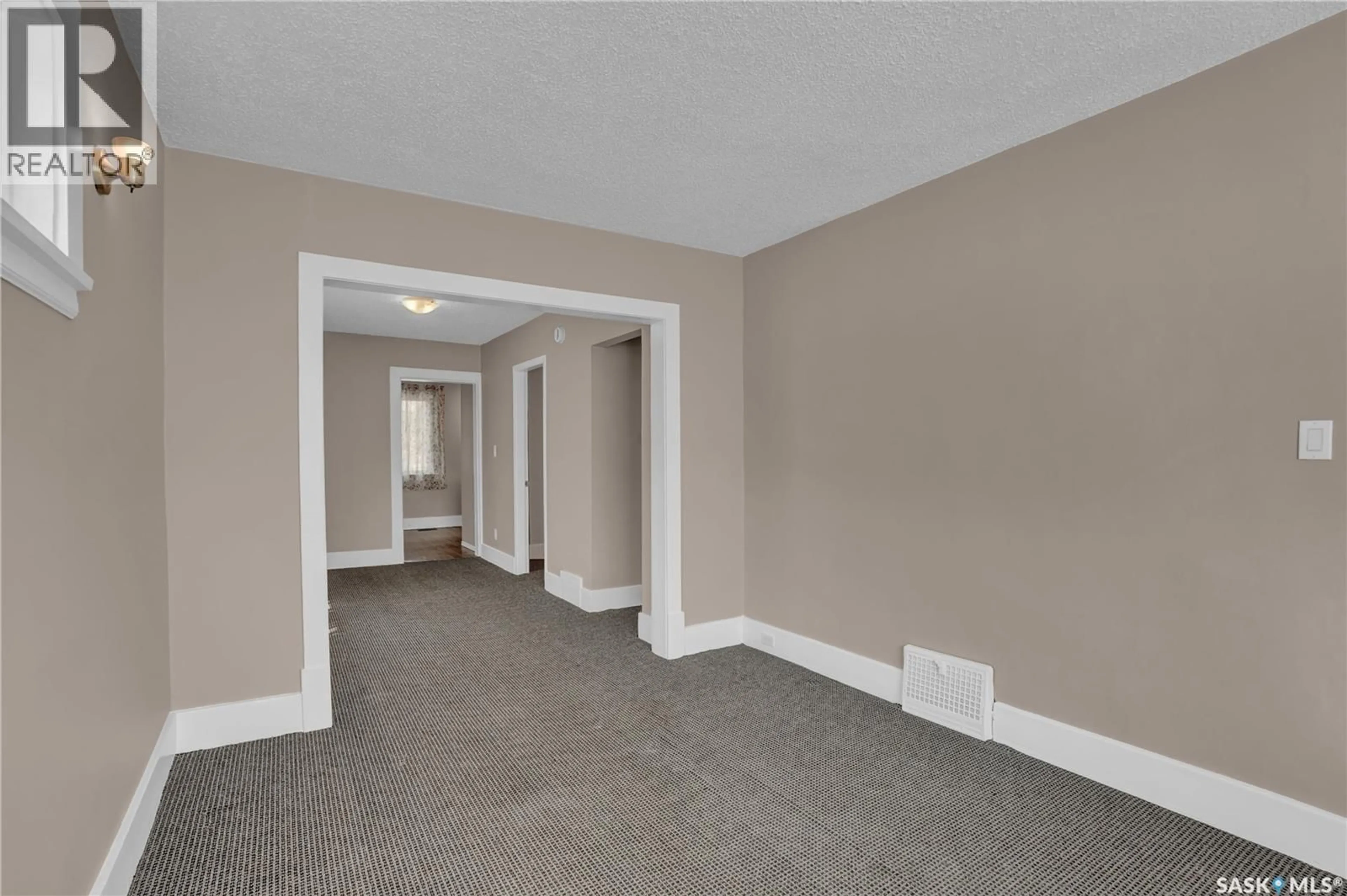 A pic of a room for 2022 ELLIOTT STREET, Regina Saskatchewan S4N3G9