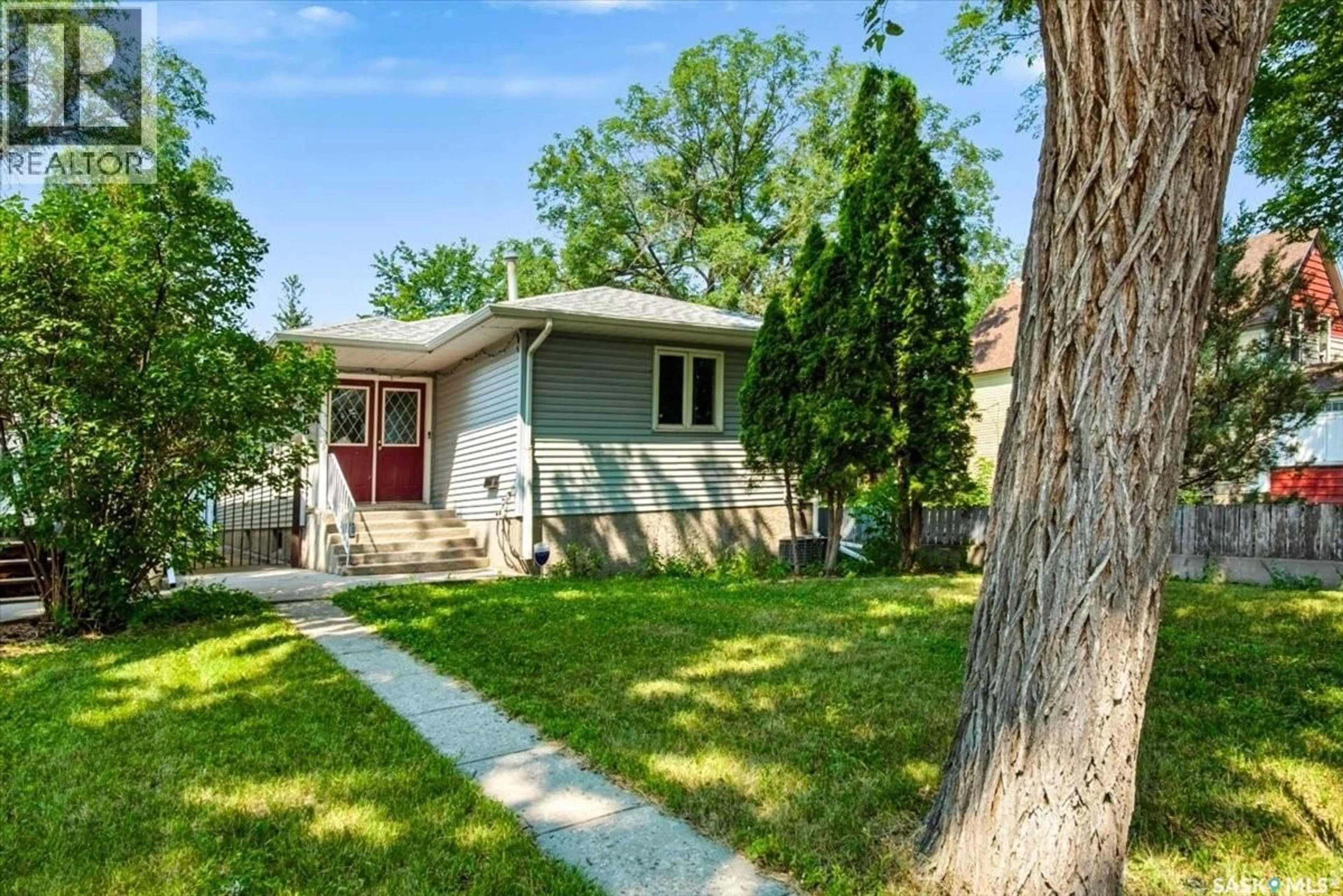 Unknown for 1366 RETALLACK STREET, Regina Saskatchewan S4T2H9