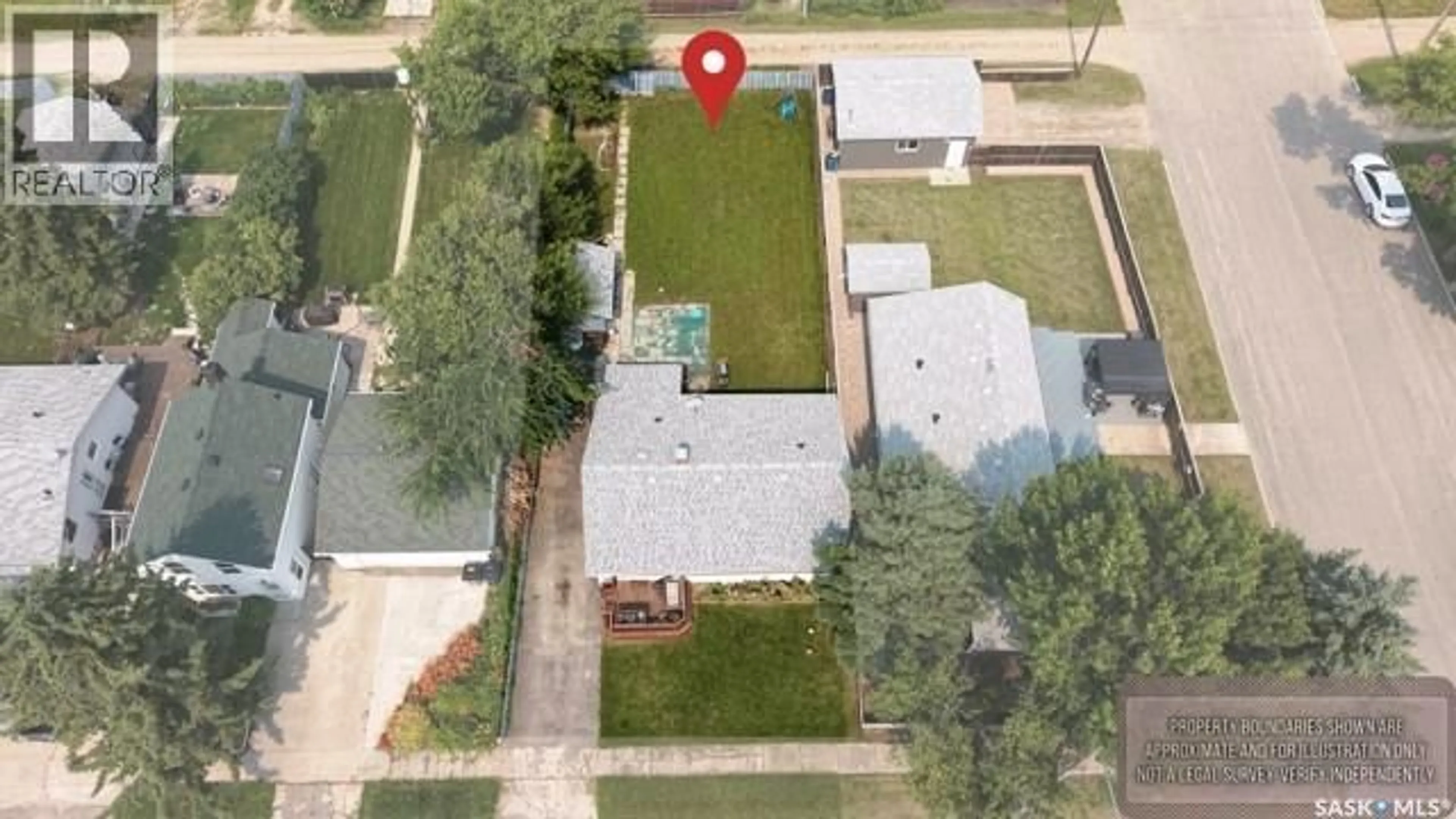 A pic from outside/outdoor area/front of a property/back of a property/a pic from drone, street for 504 STOVEL AVENUE, Melfort Saskatchewan S0E1A0