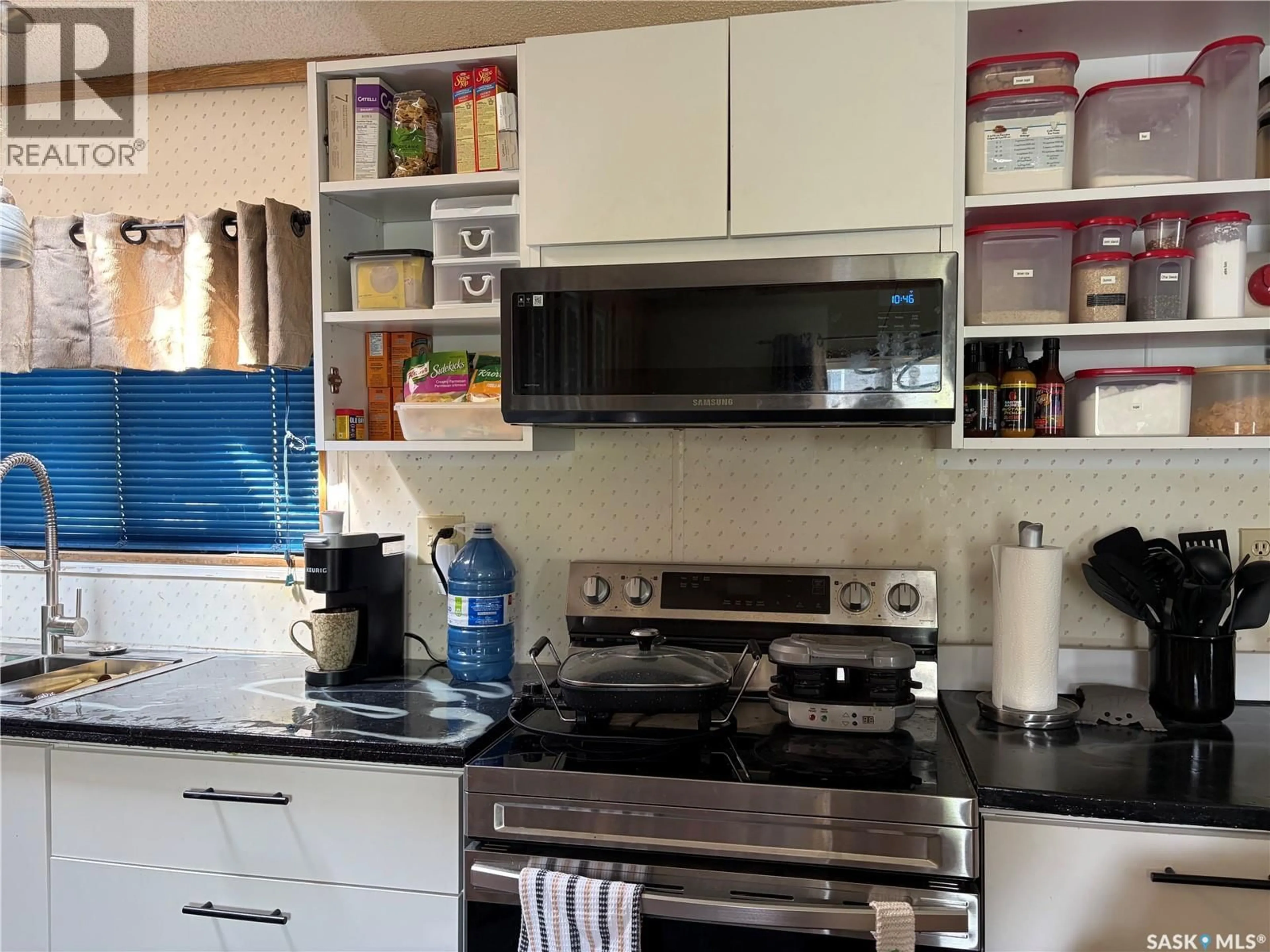Standard kitchen, unknown for 59 MULBERRY ROAD, Blucher Rm No. 343 Saskatchewan S7B0A4