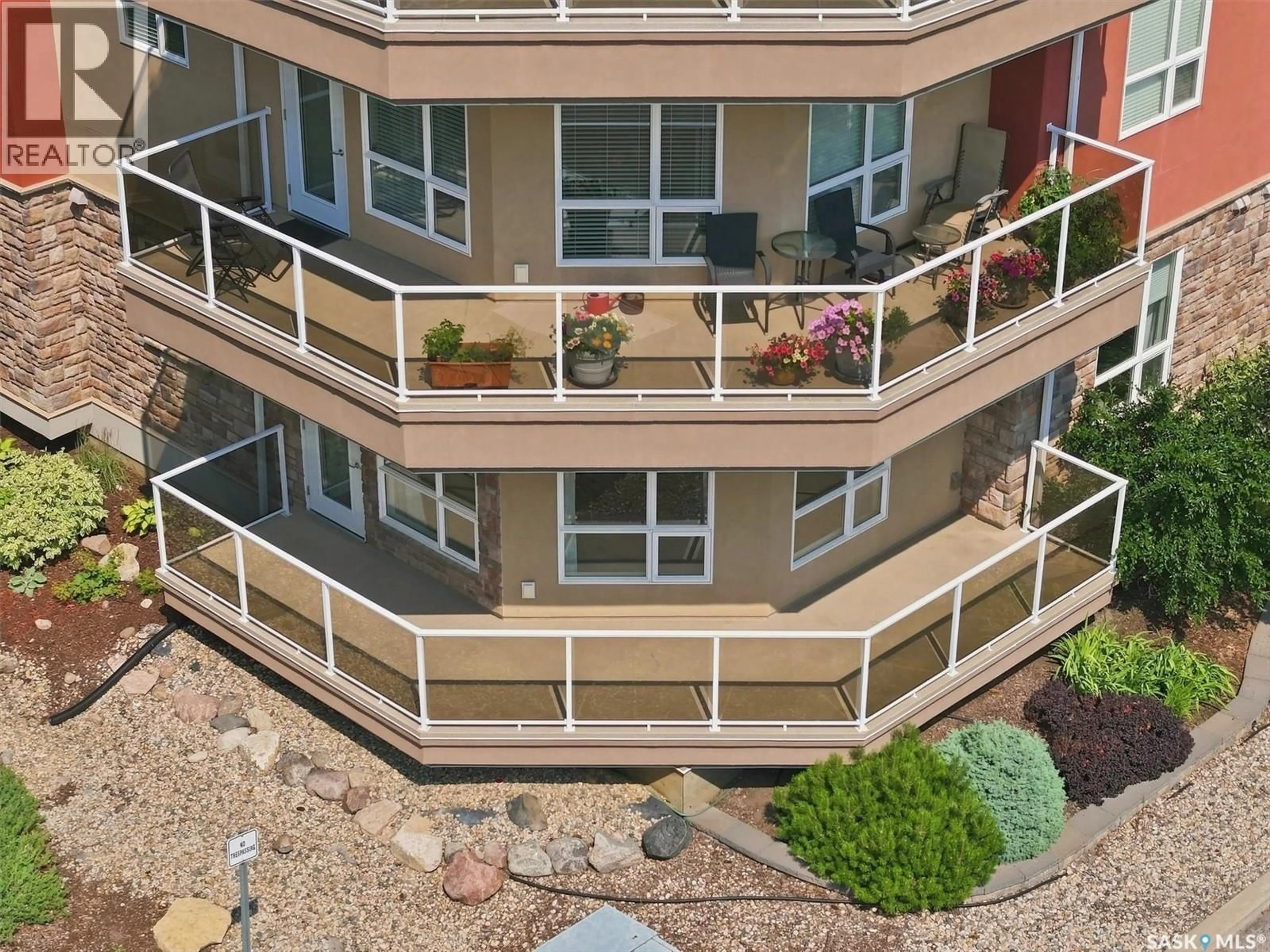 Balcony in the apartment, city buildings view from balcony for 1025 - 116 MOSS AVENUE, Saskatoon Saskatchewan S7H4C7