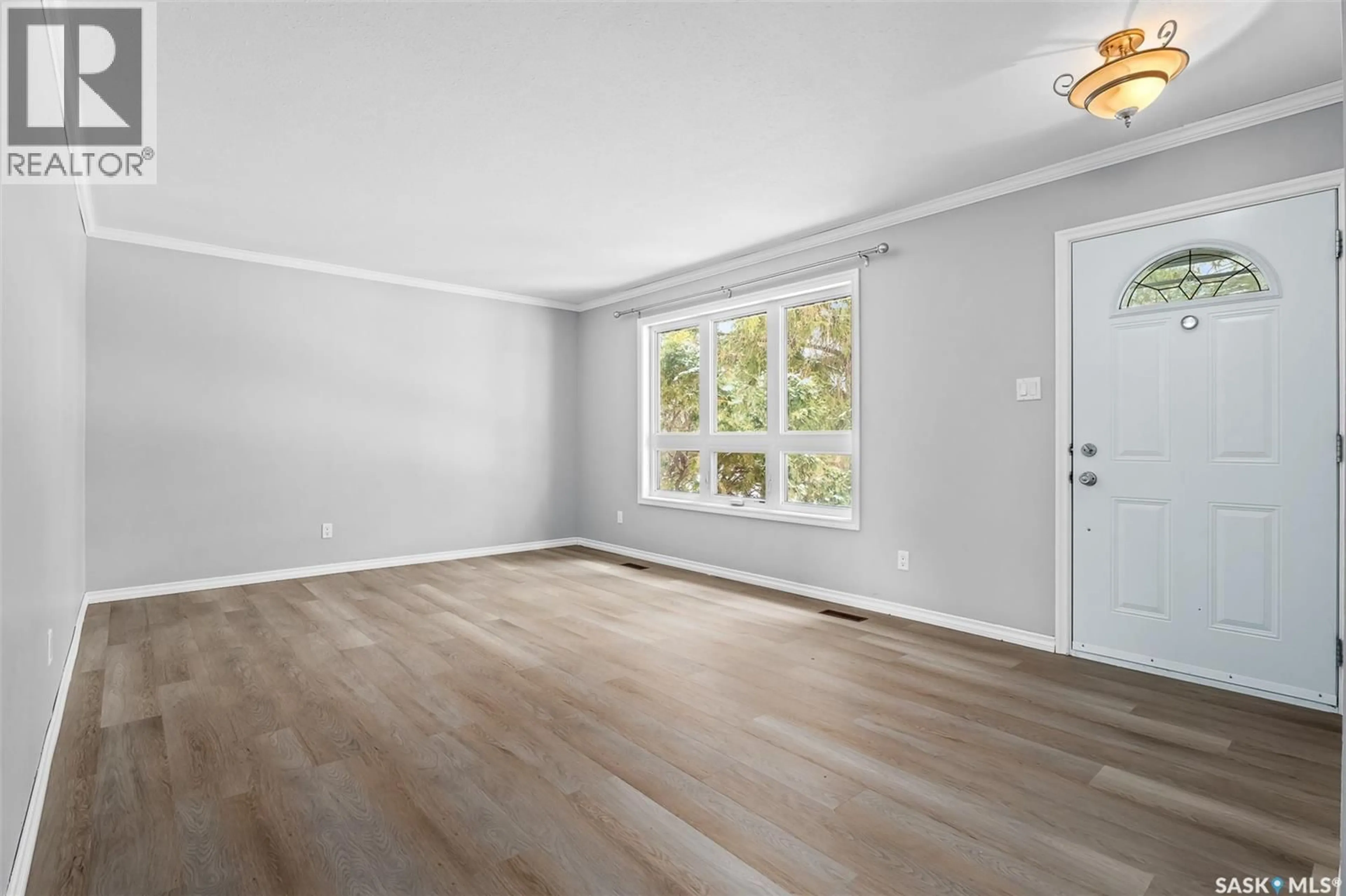 A pic of a room for 89 DAISY CRESCENT, Moose Jaw Saskatchewan S6J1C3