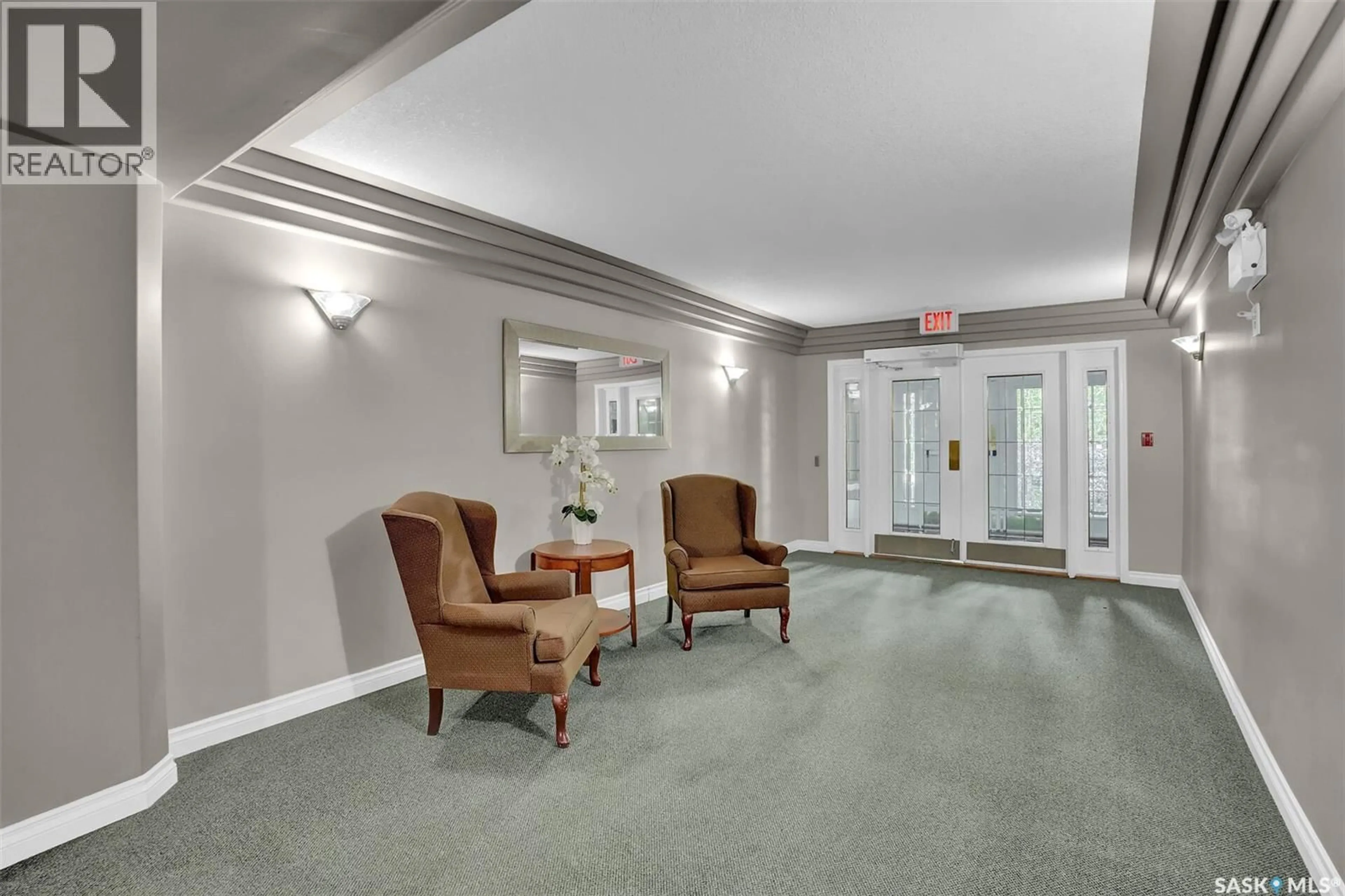 Lobby for 403 2217 ANGUS STREET, Regina Saskatchewan S4T2A3