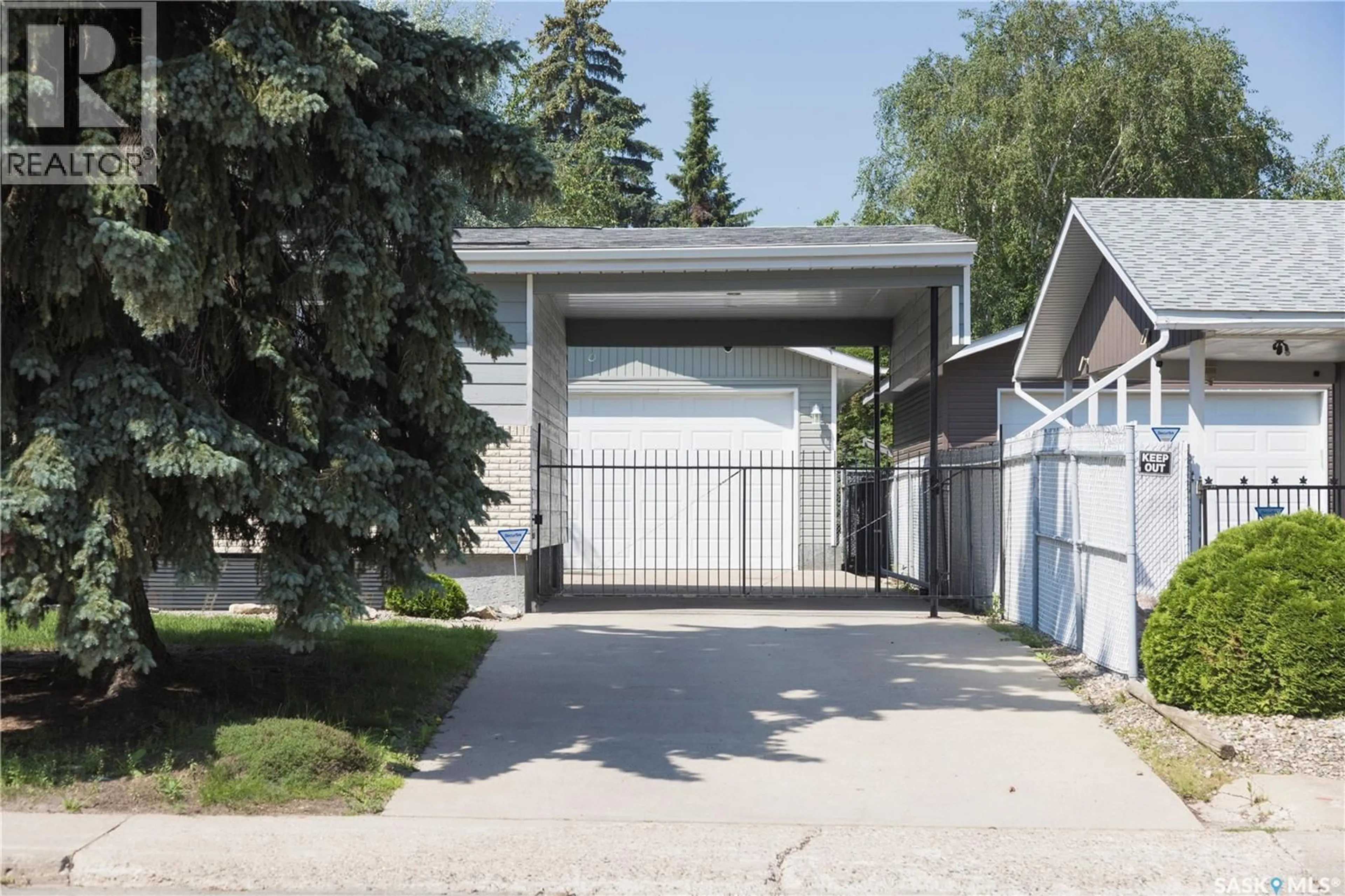 Unknown for 2885 4TH AVENUE, Prince Albert Saskatchewan S6V5H9