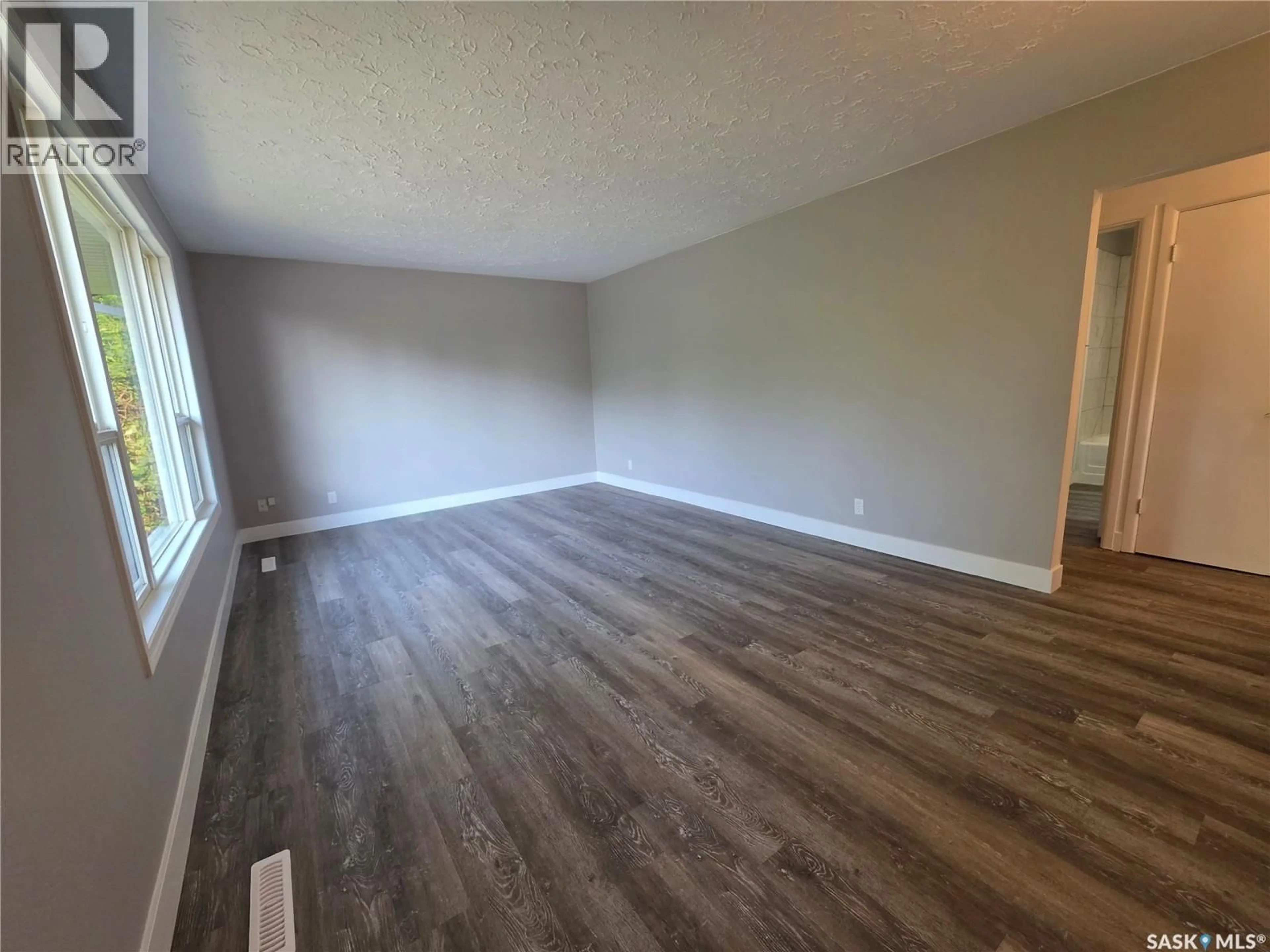 A pic of a room for 1422 CRAWFORD AVENUE, Swift Current Saskatchewan S9H1E9