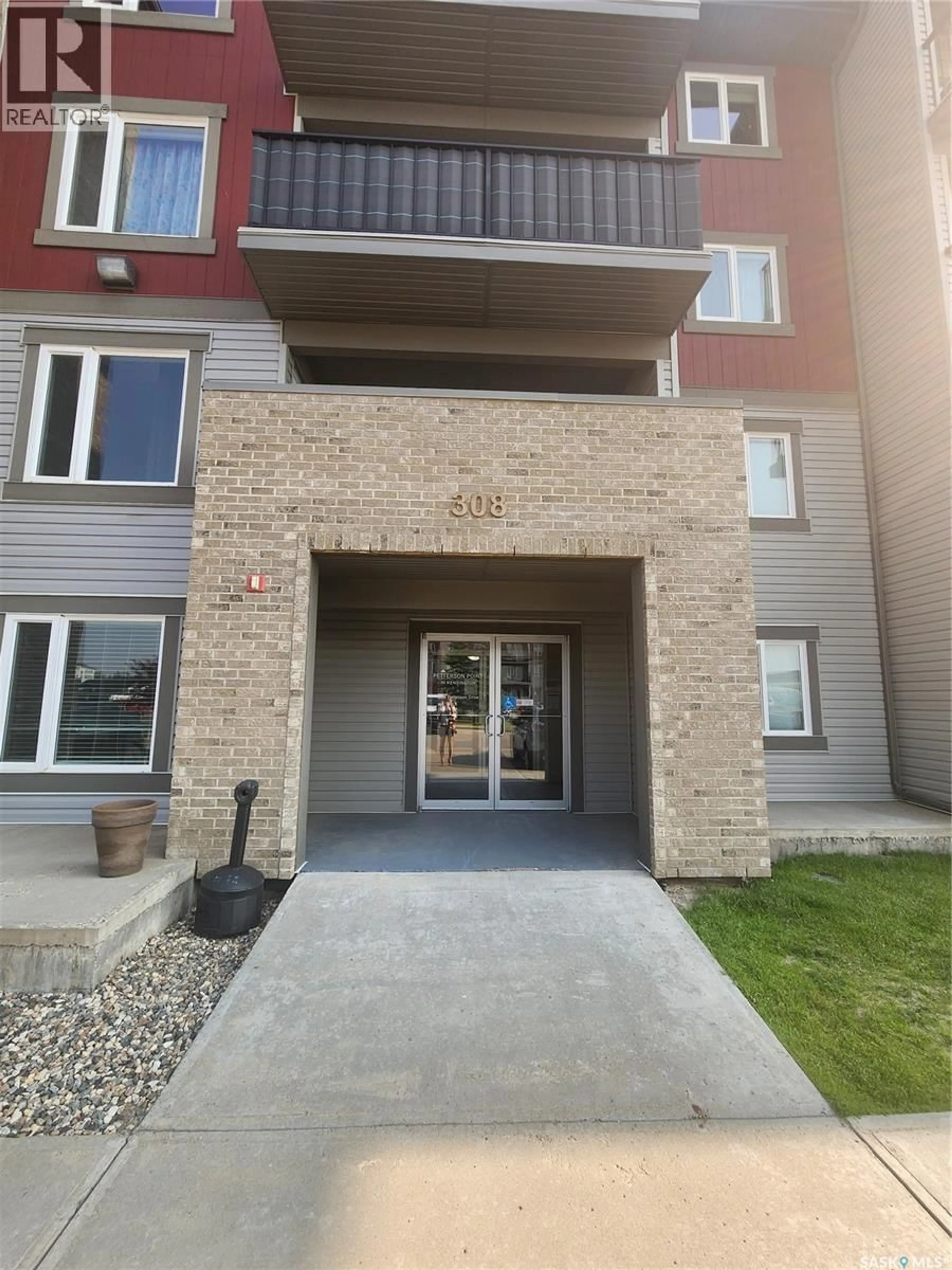 Unknown for 310 308 PETTERSON DRIVE, Estevan Saskatchewan S4A2B8