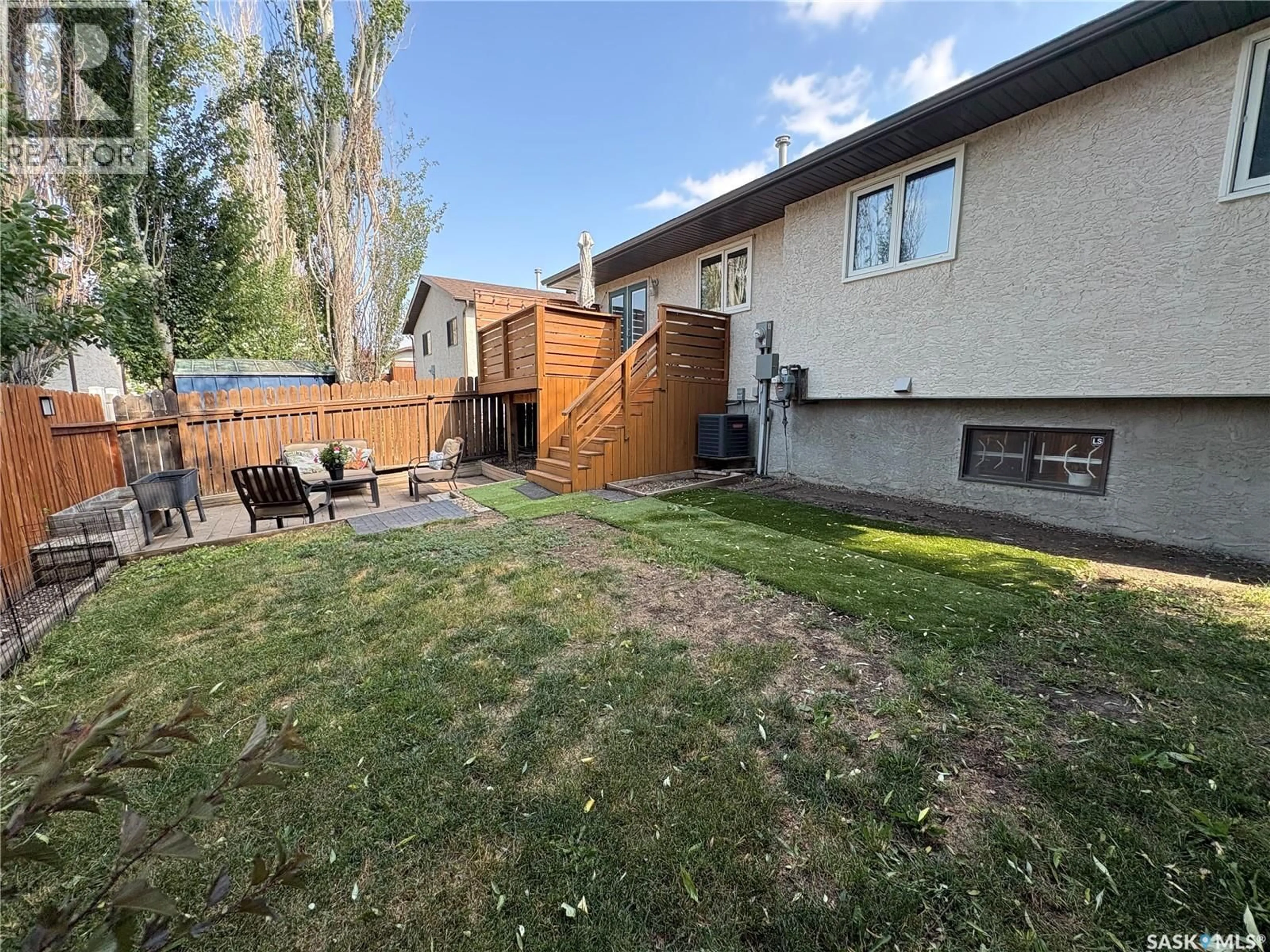 Unknown for 7202 LAWRENCE DRIVE, Regina Saskatchewan S4X3X7