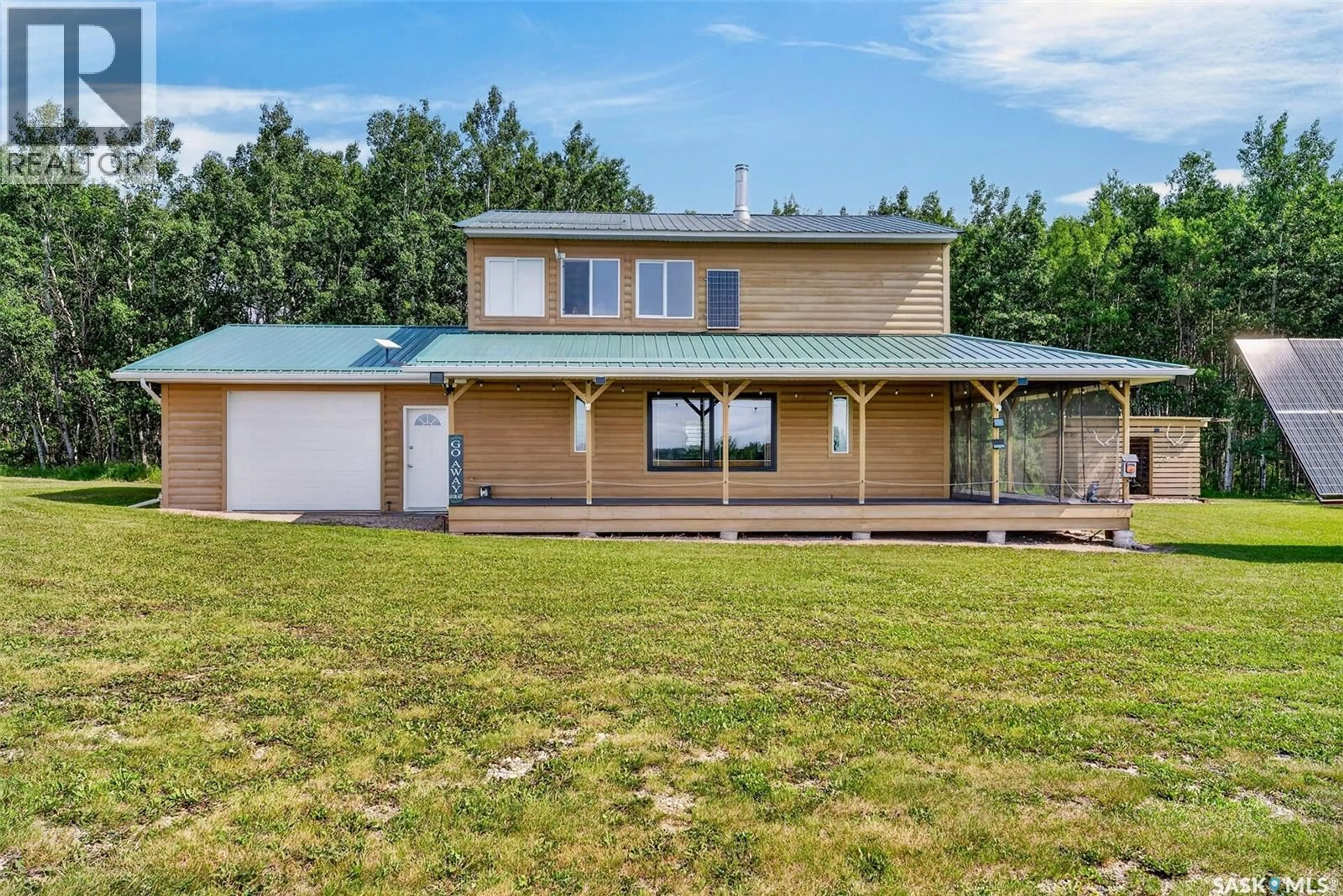 Home with vinyl exterior material, unknown for RM OF BJORKDALE OFF GRID CABIN, Bjorkdale Rm No. 426 Saskatchewan S0E1T0