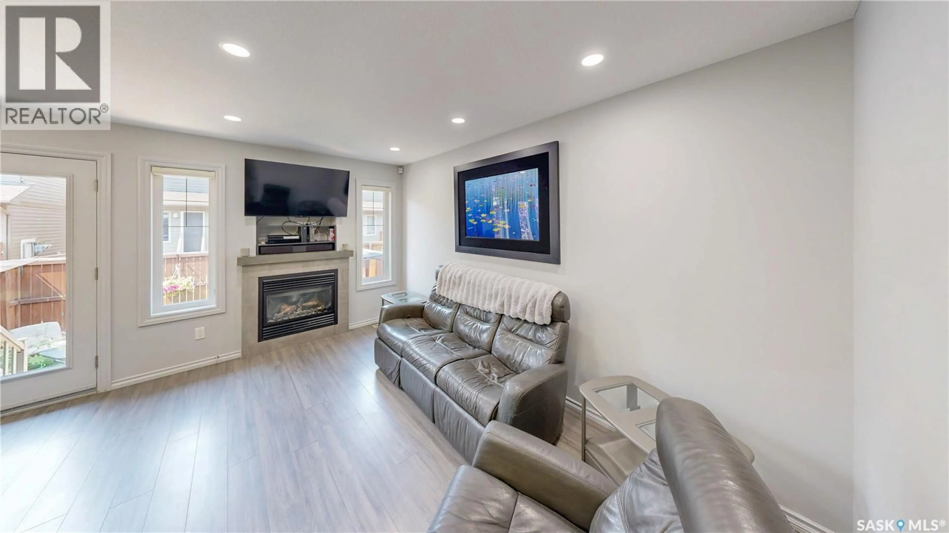 Living room with furniture, unknown for 134 4100 SANDHILL CRESCENT, Regina Saskatchewan S4V3G9
