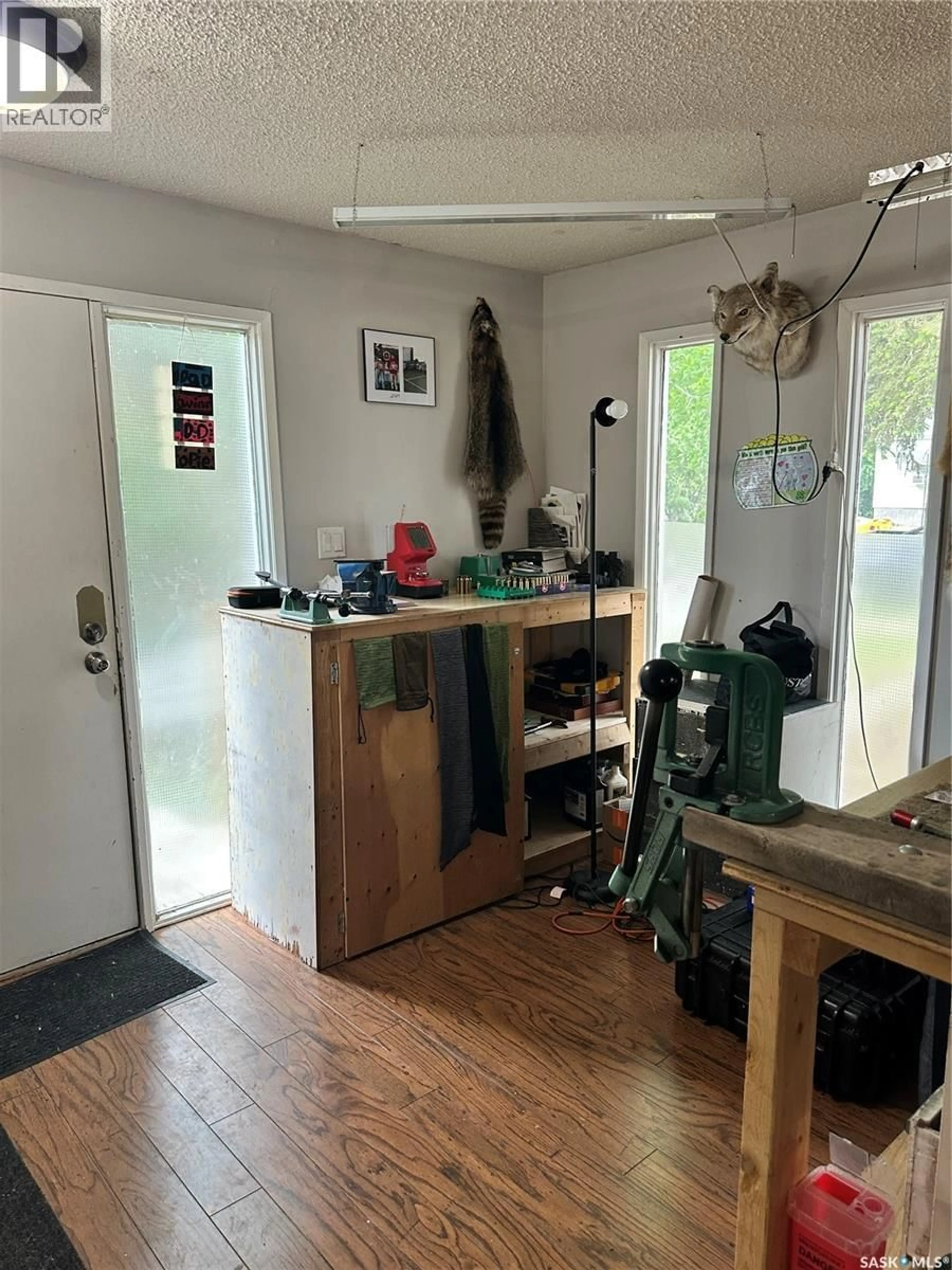 Unknown for 1085 4TH AVENUE, Moose Jaw Saskatchewan S6H3X2