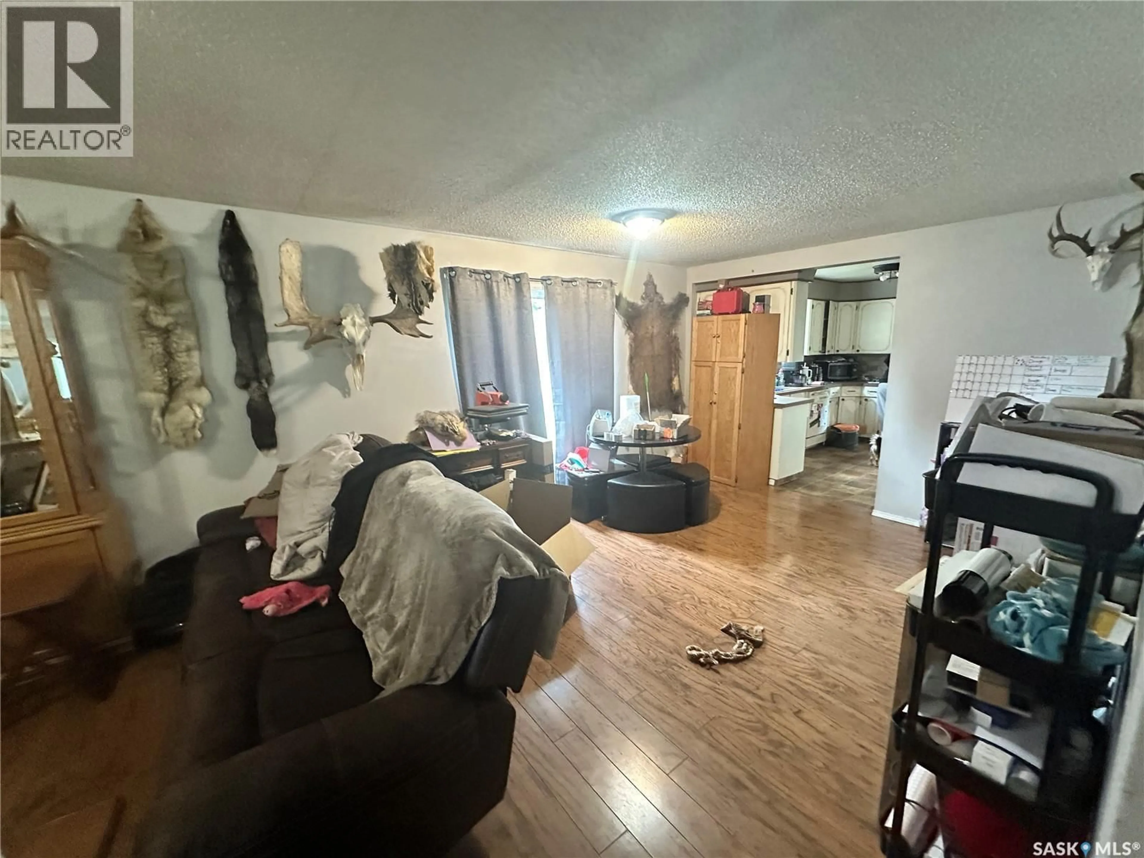 A pic of a room for 1085 4TH AVENUE, Moose Jaw Saskatchewan S6H3X2