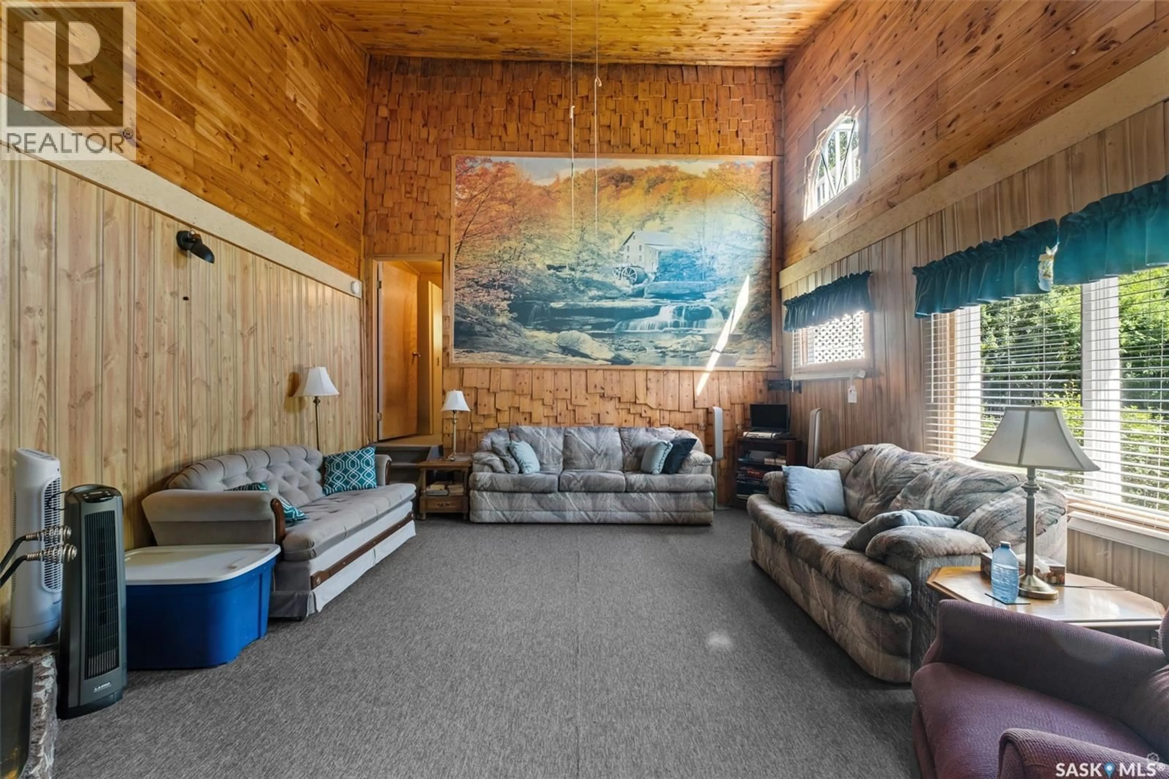 Lobby for 2B 9TH STREET, Emma Lake Saskatchewan S0J0N0