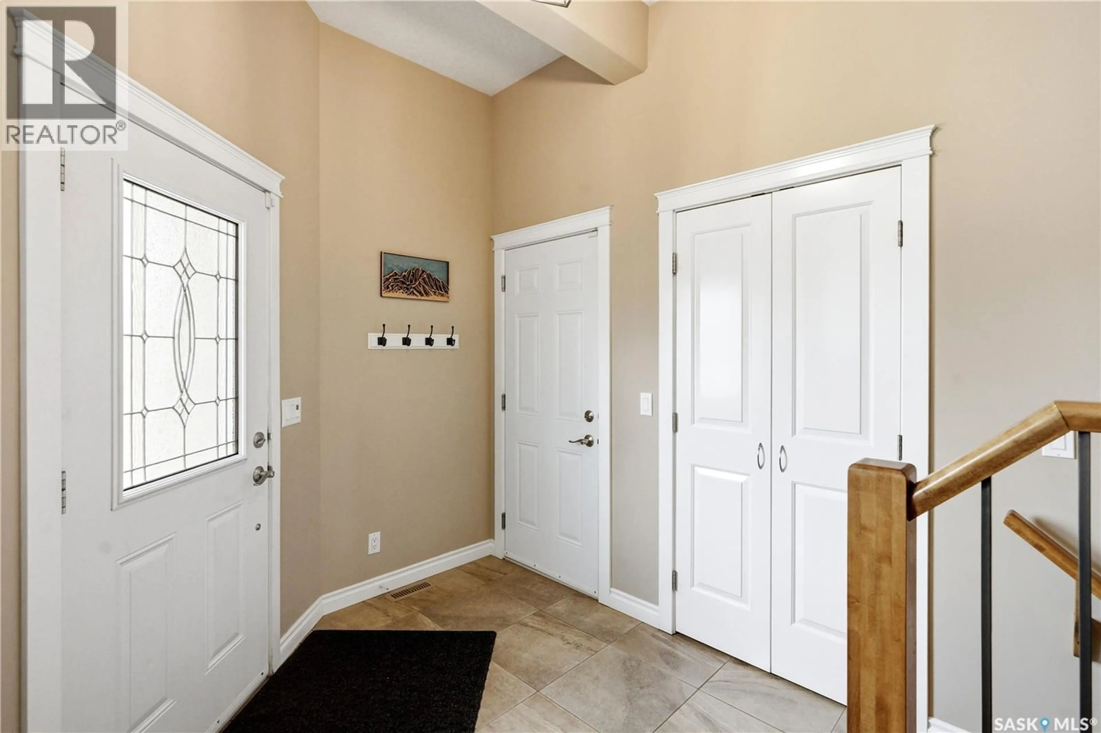 Indoor entryway for 315 WERSCHNER LANE, Saskatoon Saskatchewan S7V0C9