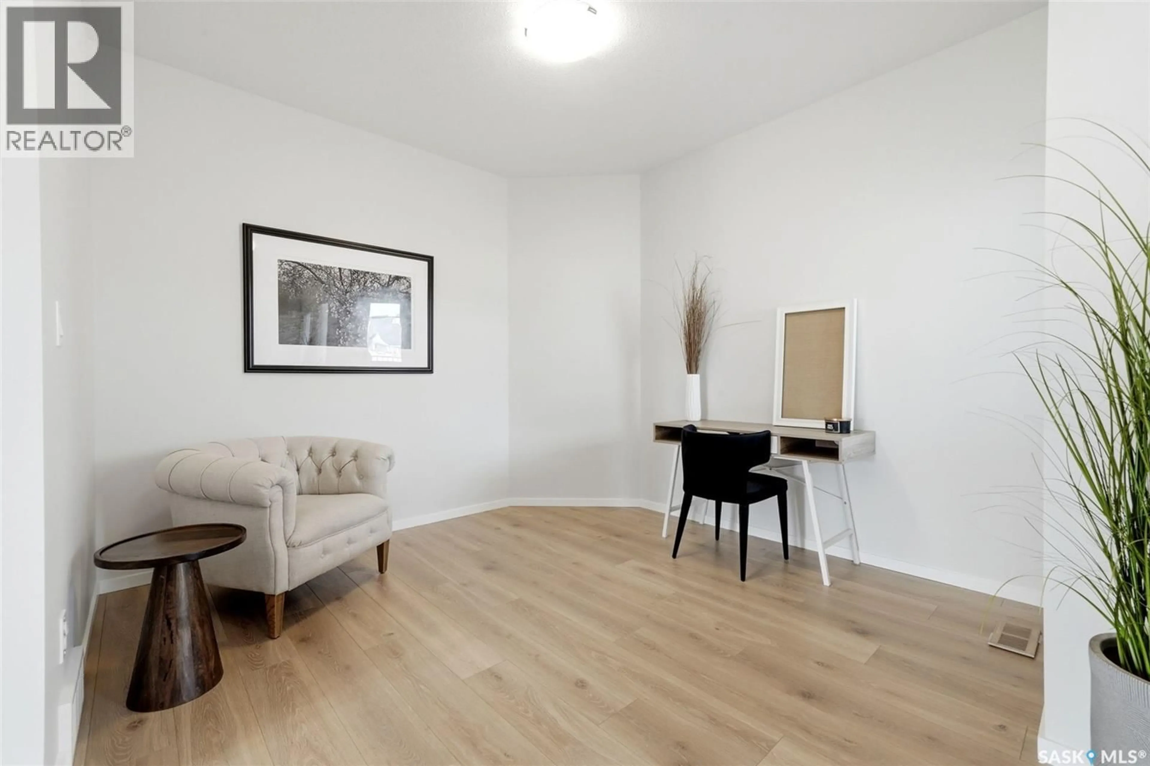 A pic of a room for 5209 GREEN CRESCENT, Regina Saskatchewan S4V3S9