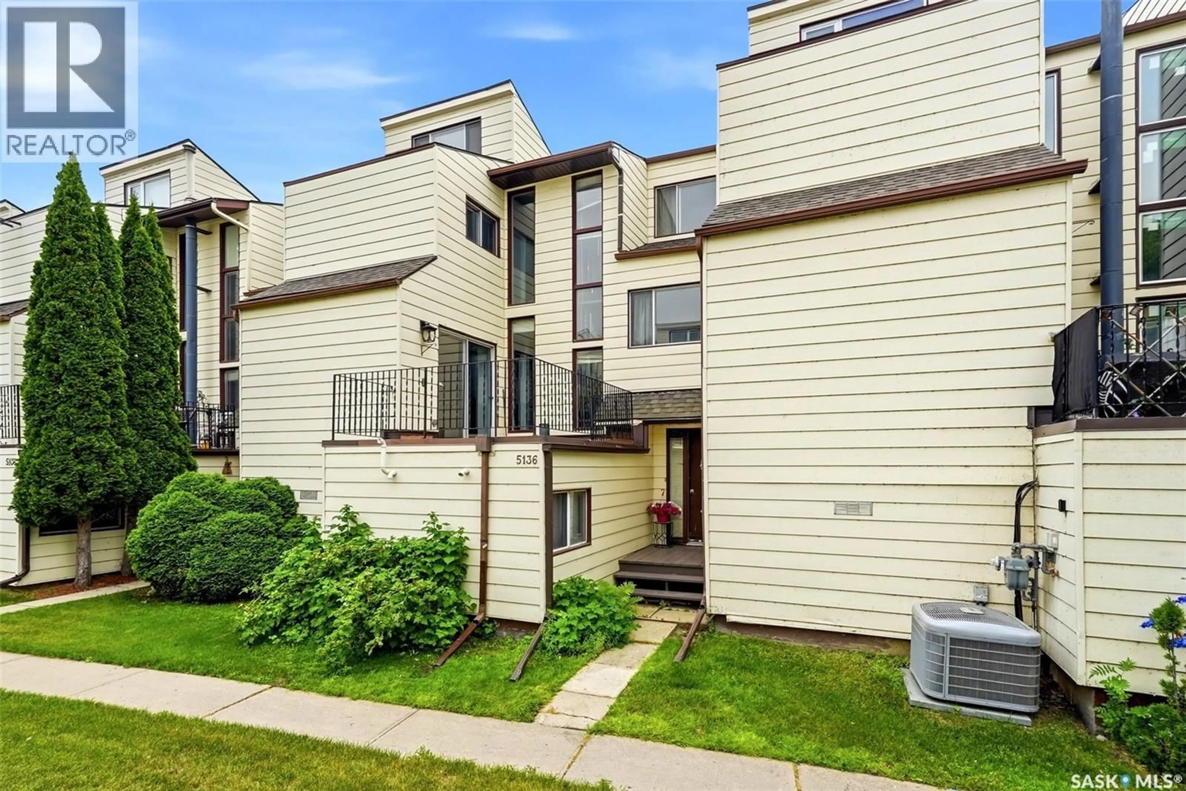 Unknown for 5136 10TH AVENUE, Regina Saskatchewan S4T7P5