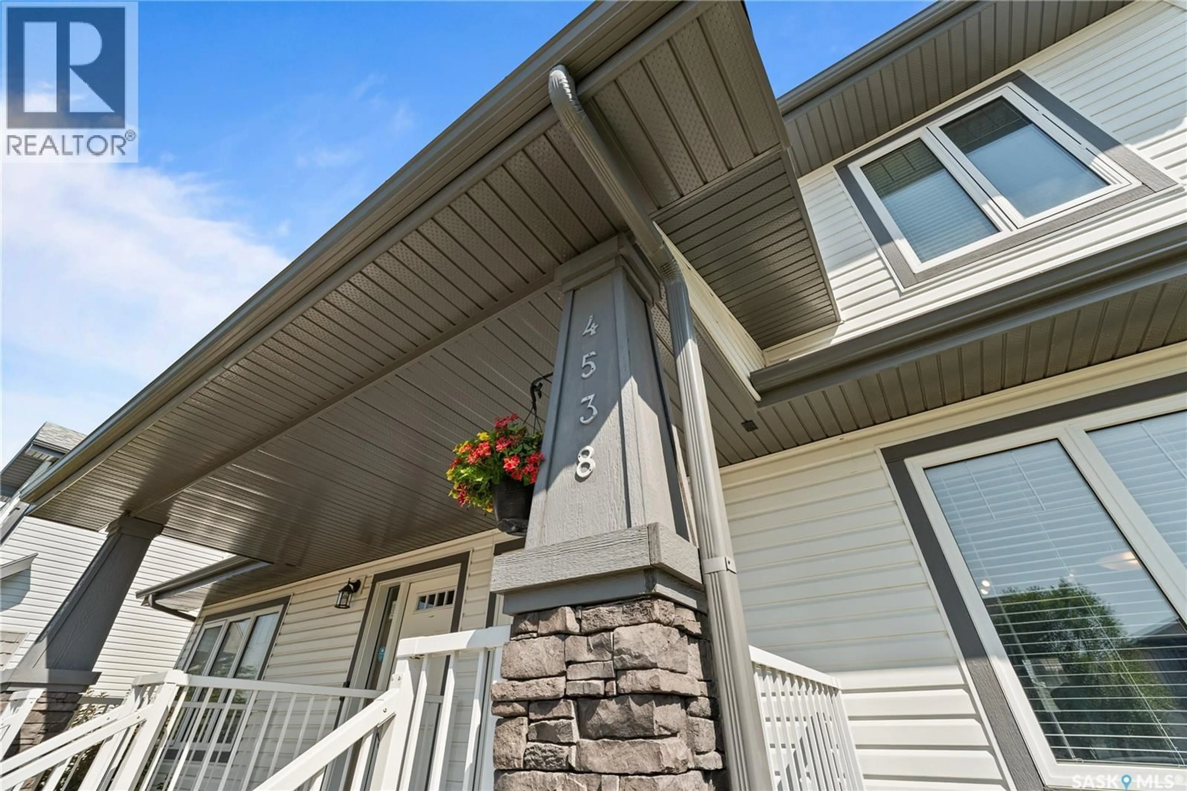 Home with vinyl exterior material, unknown for 4538 GREEN ROCK ROAD, Regina Saskatchewan S4V3K4