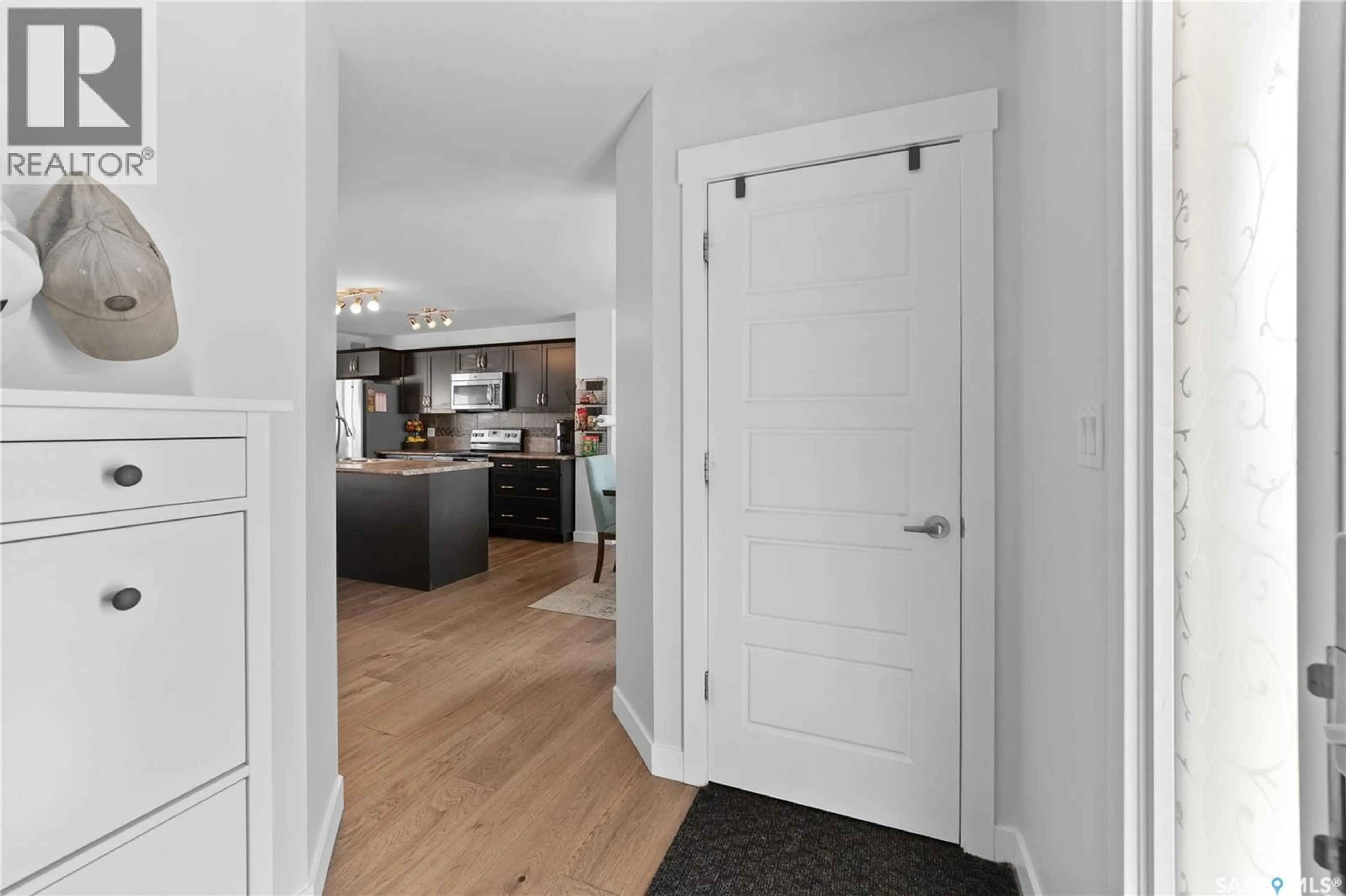 Indoor entryway for 4538 GREEN ROCK ROAD, Regina Saskatchewan S4V3K4