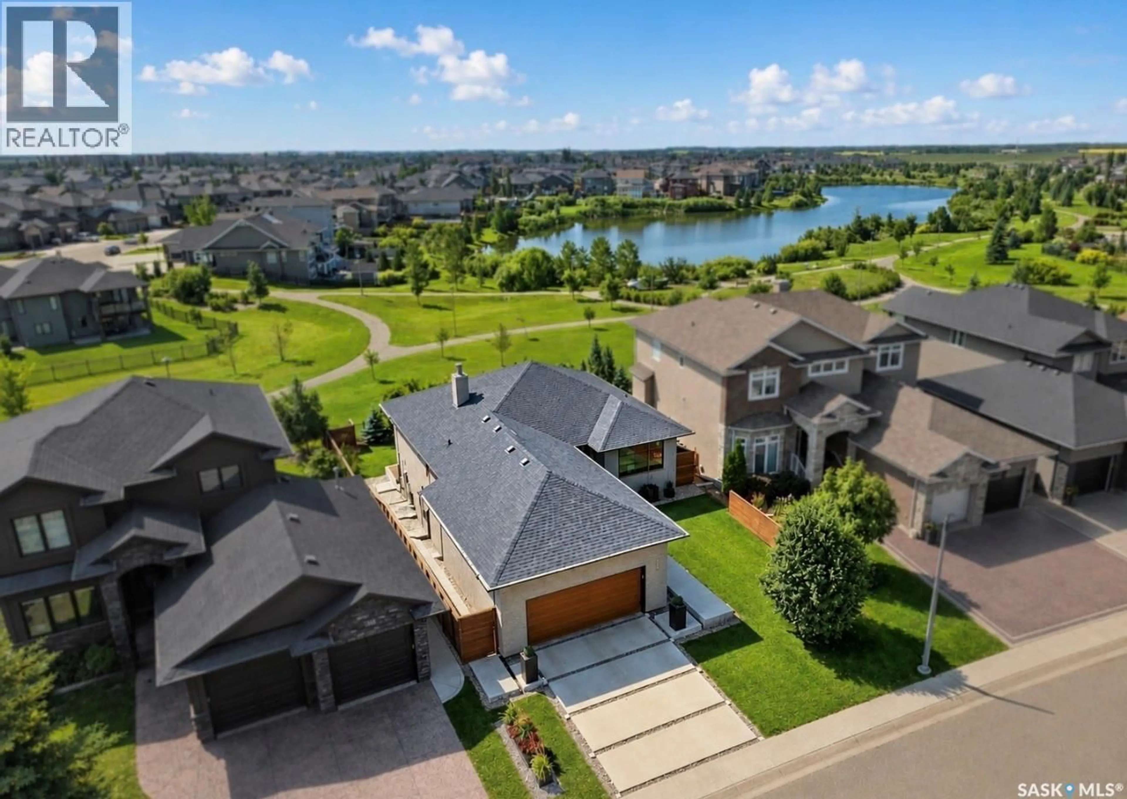 A pic from outside/outdoor area/front of a property/back of a property/a pic from drone, water/lake/river/ocean view for 254 WHALLEY CRESCENT, Saskatoon Saskatchewan S7T0P1