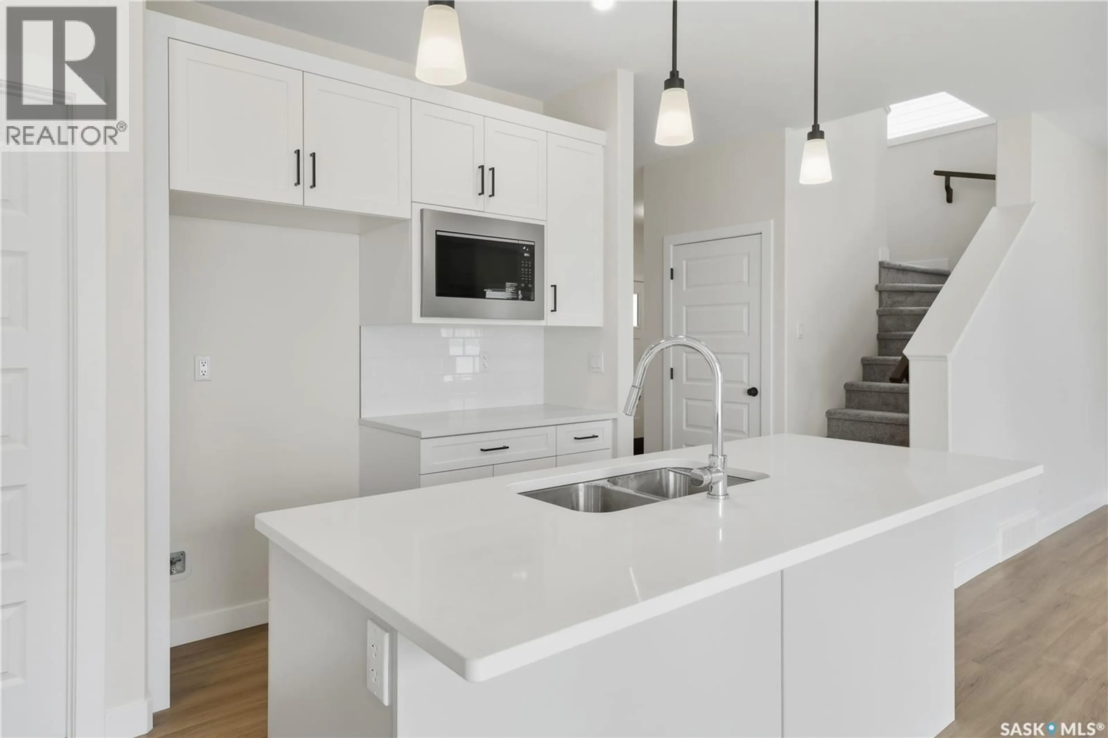 Open concept kitchen, unknown for 692 NAZARALI LANE, Saskatoon Saskatchewan S7V1X5
