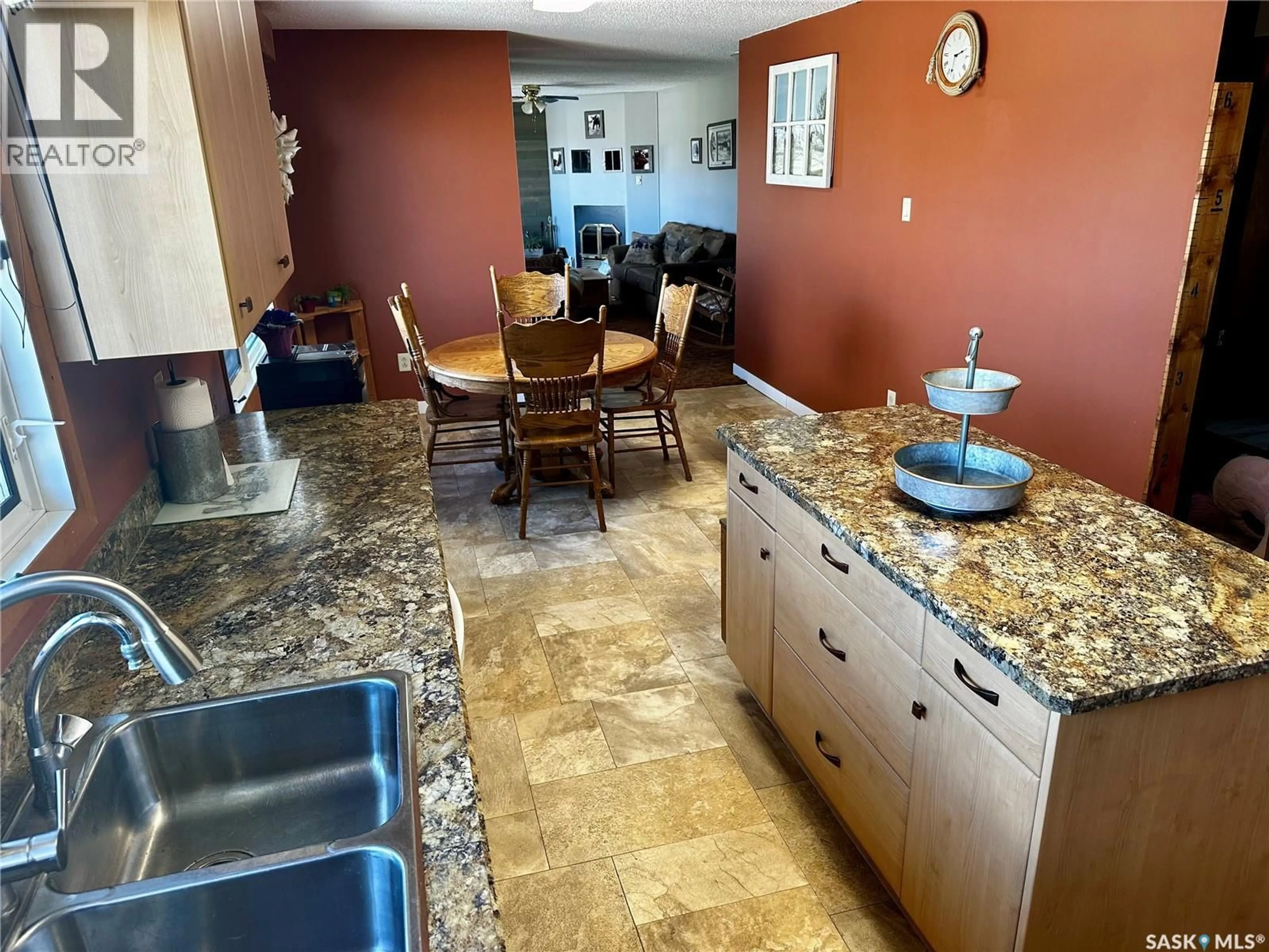 Open concept kitchen, ceramic/tile floor for 18.67 ACRES SOUTH QU'APPELLE, South Qu'Appelle Rm No. 157 Saskatchewan S0G0B7