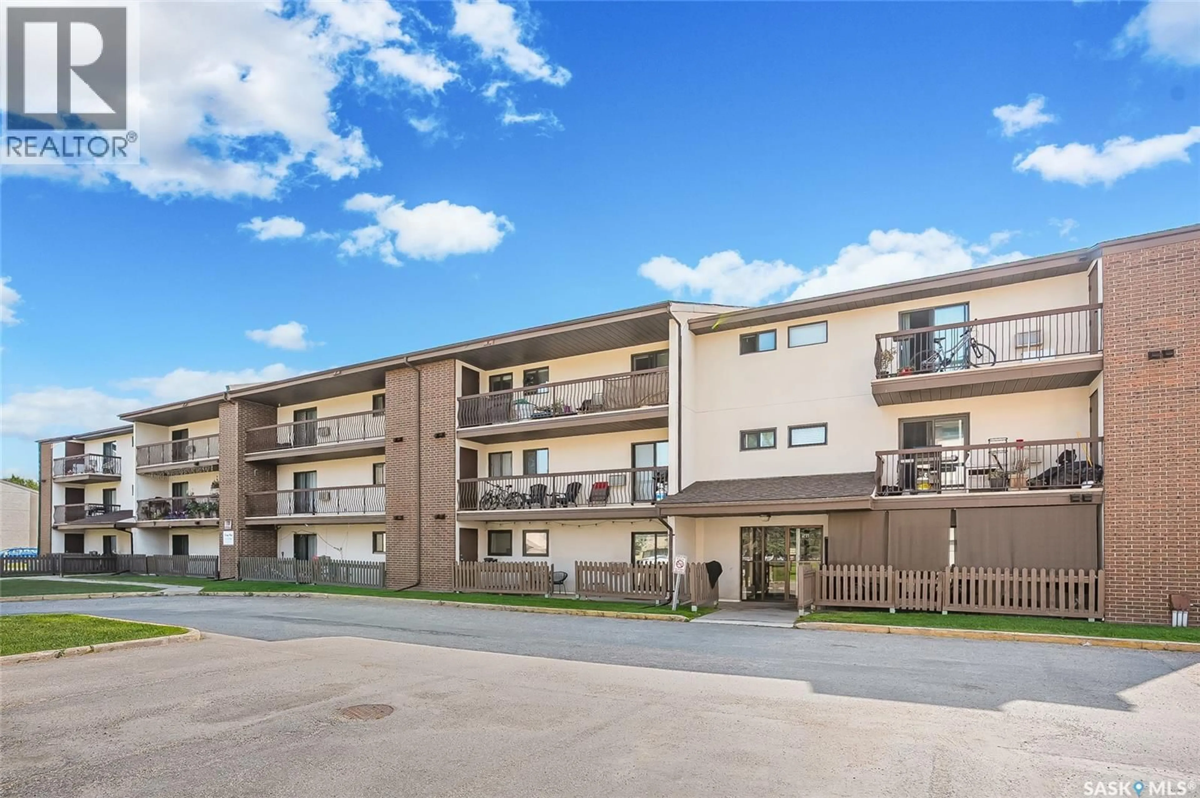 Unknown for 307 211 TAIT PLACE, Saskatoon Saskatchewan S7H5L5
