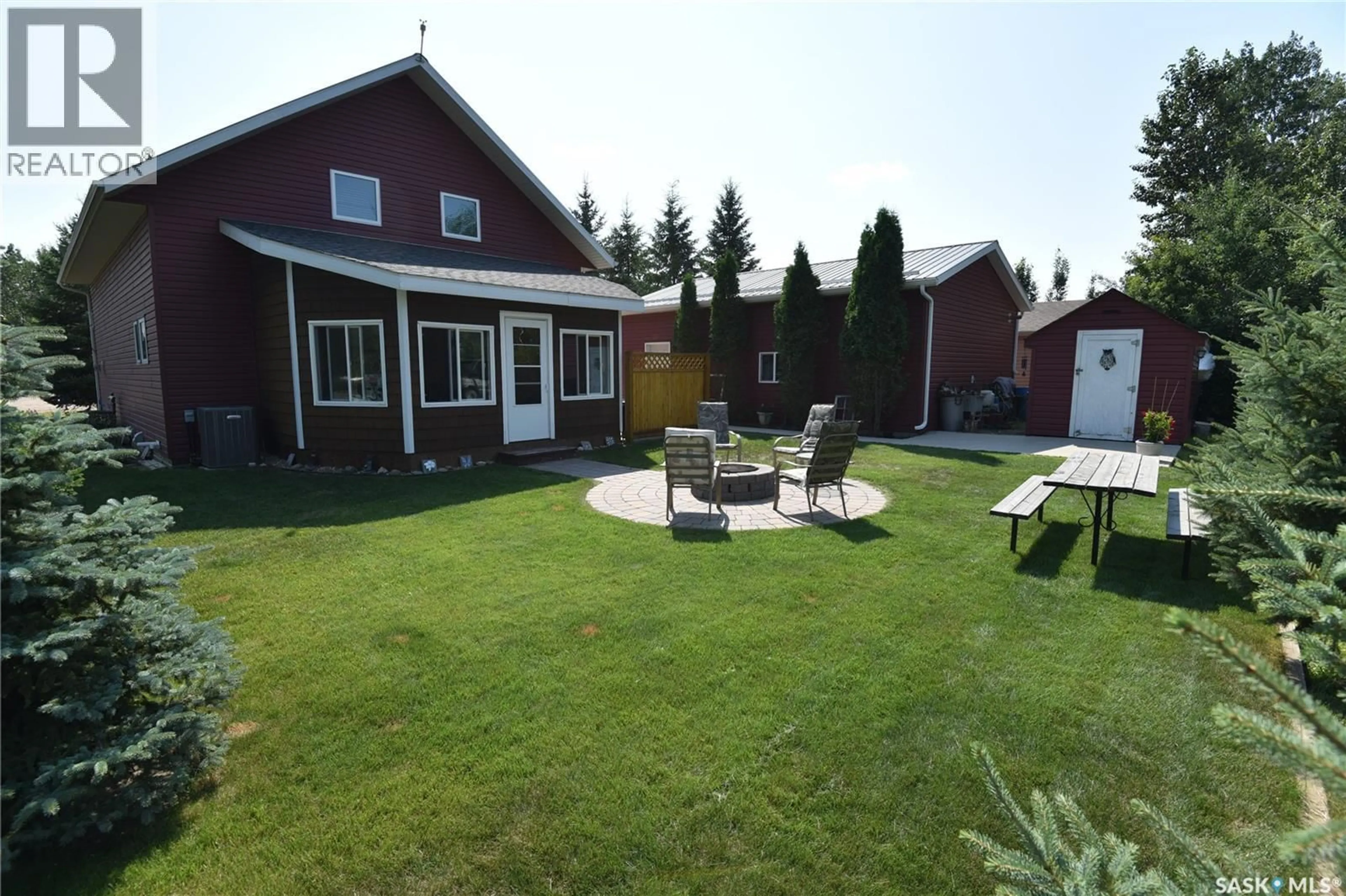 Patio, mountain view for 308 PARK DRIVE, Tobin Lake Saskatchewan S0E1E0