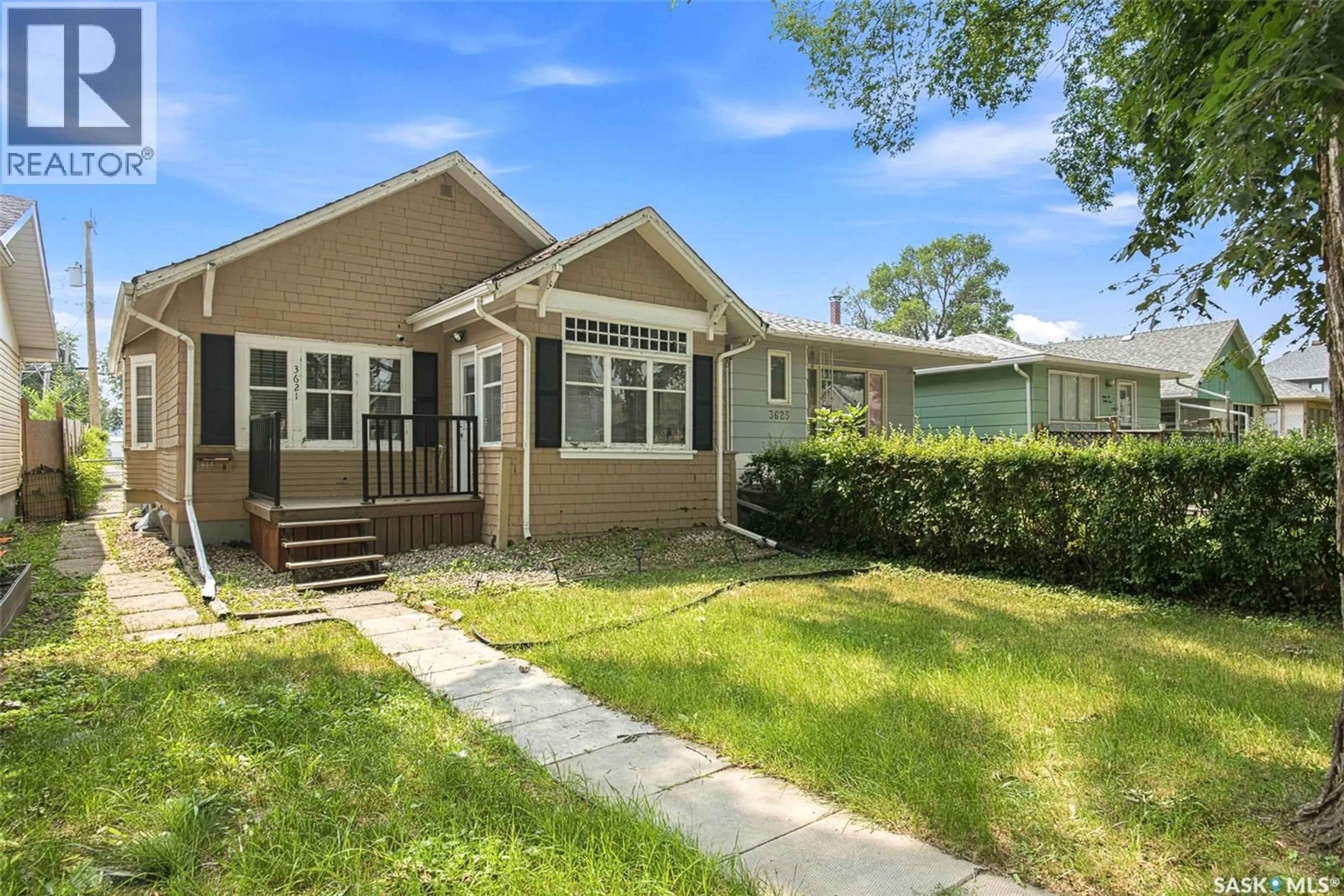 Home with vinyl exterior material, street for 3621 DEWDNEY AVENUE, Regina Saskatchewan S4T0Z6