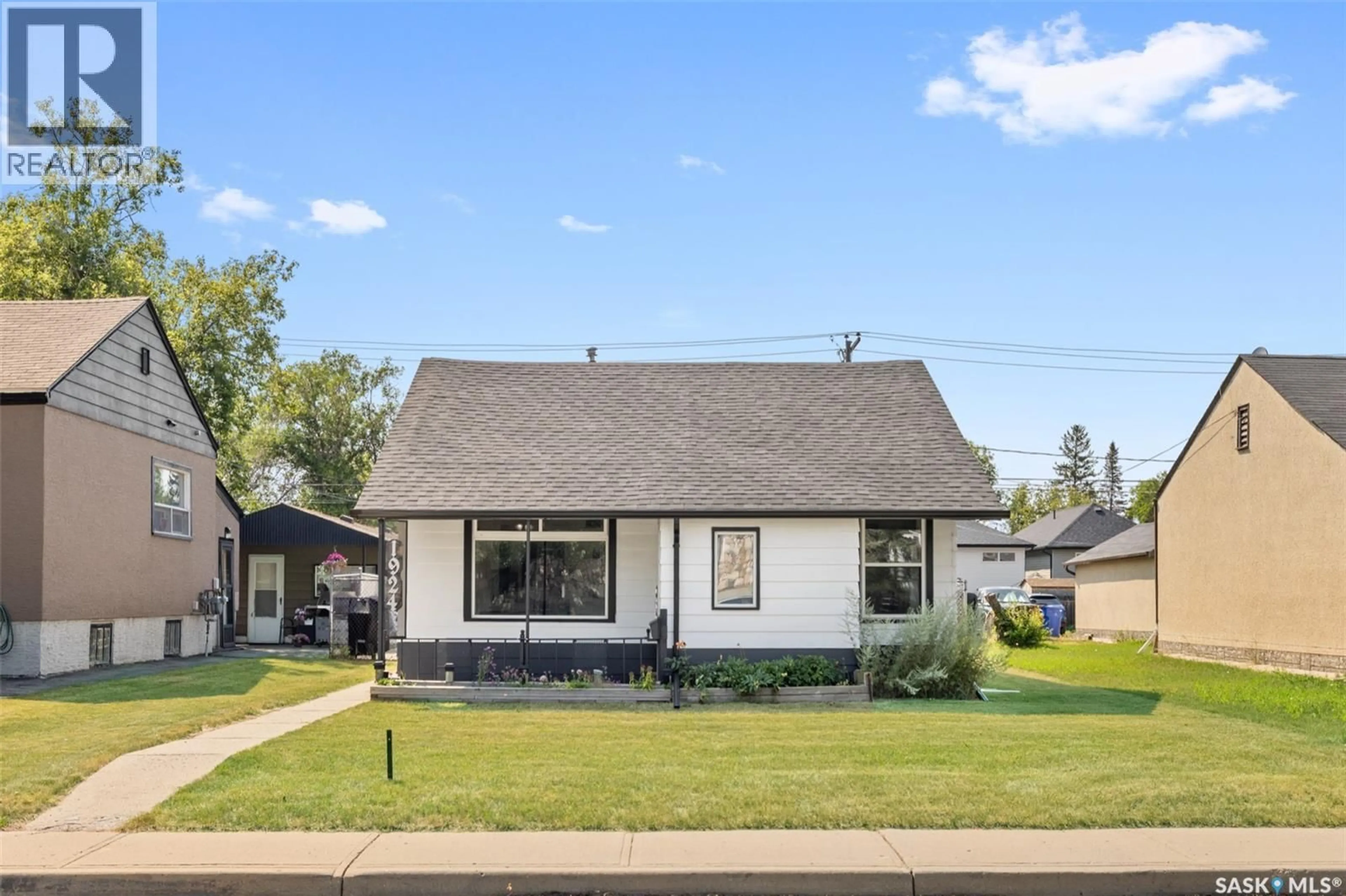 Home with vinyl exterior material, street for 1924 YORK STREET, Regina Saskatchewan S4T4R4