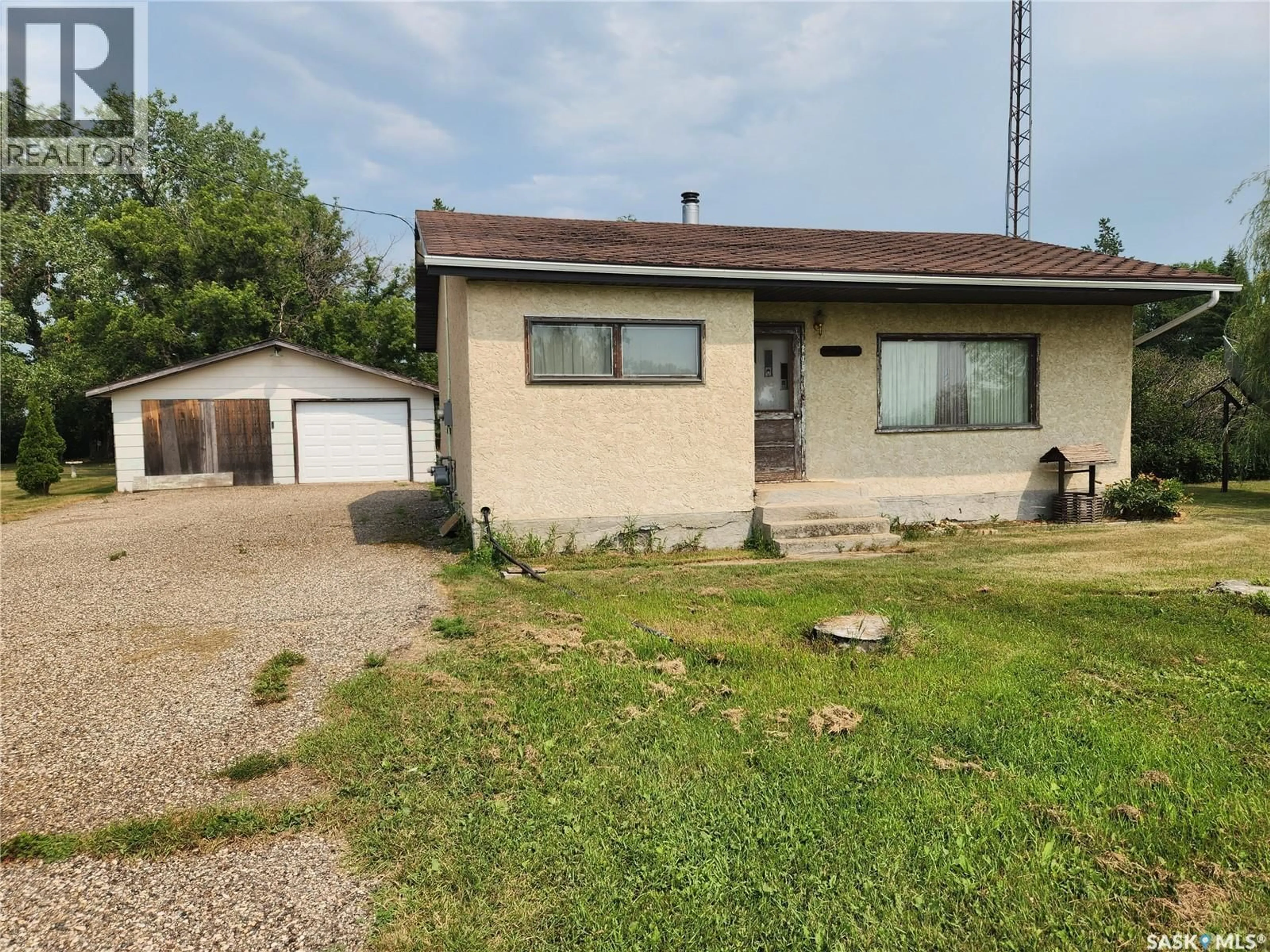 Unknown for 215 MENZIES STREET, North Portal Saskatchewan S0C1W0