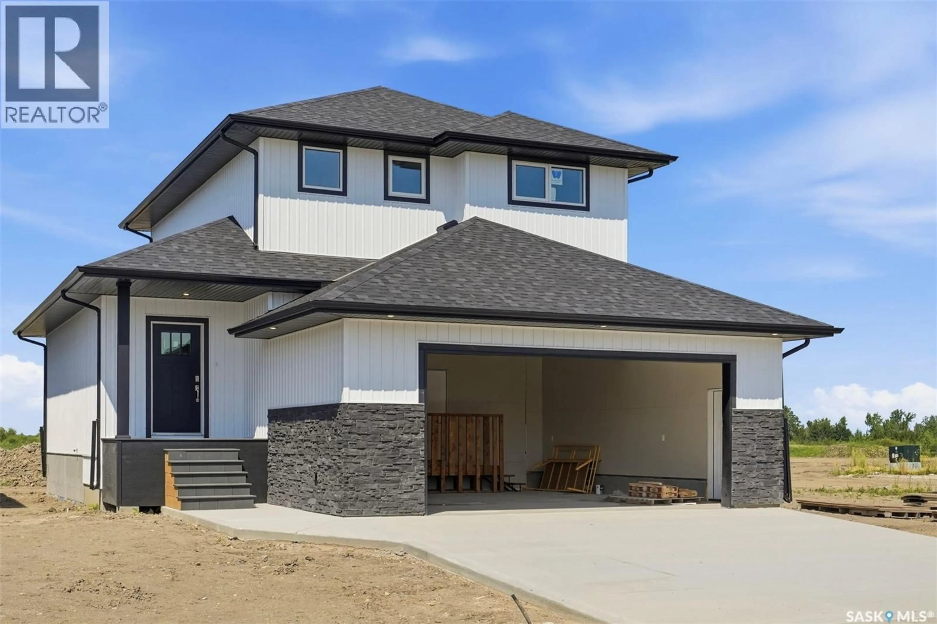 Home with vinyl exterior material, street for 149 EMMA CRESCENT, Martensville Saskatchewan S0K2T0