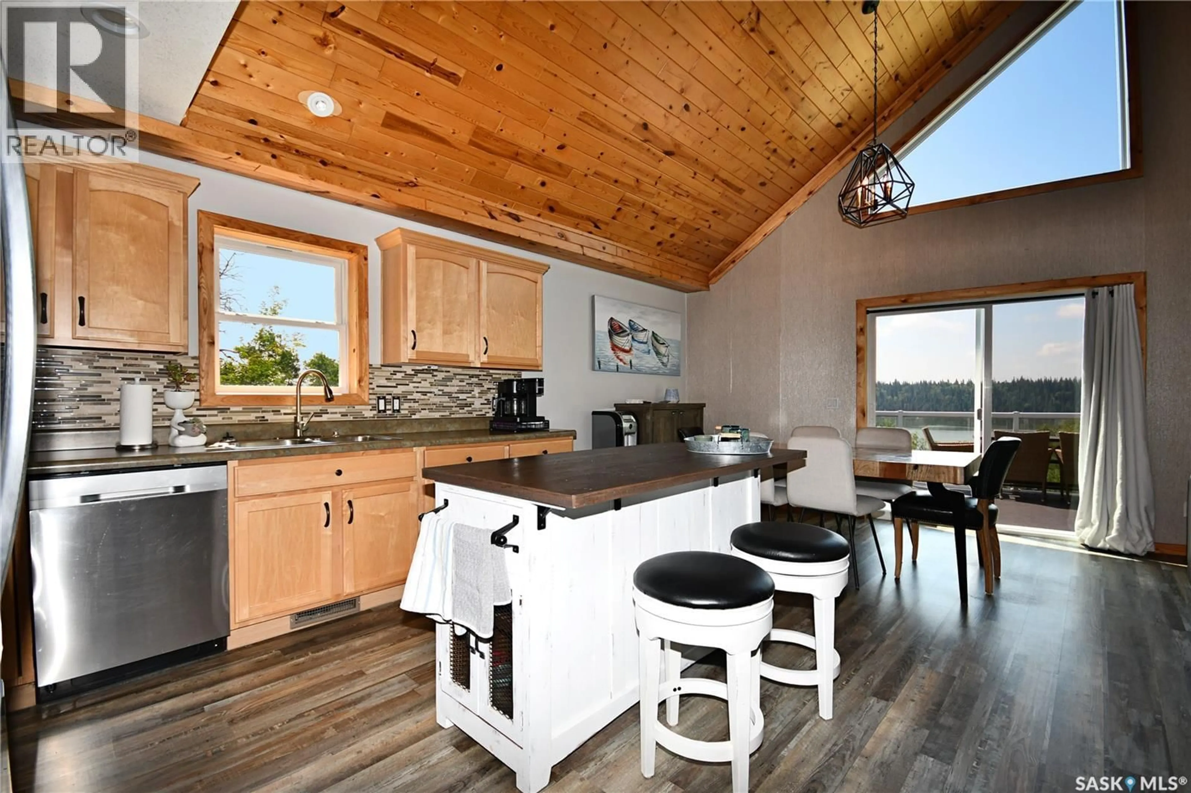 Open concept kitchen, unknown for 17 TRANQUILITY DRIVE, Cowan Lake Saskatchewan S0J0E0