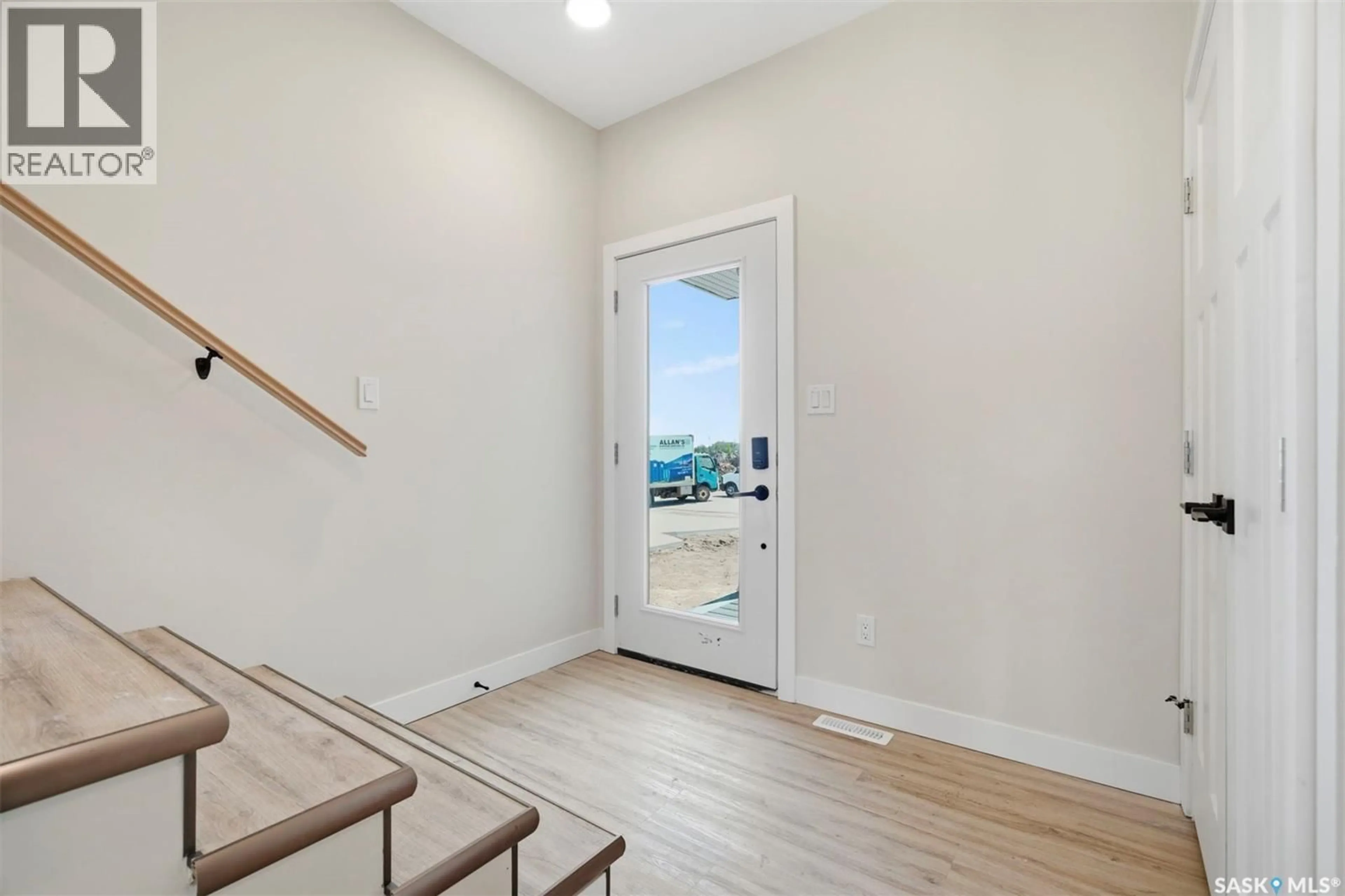 Indoor entryway for 145 EMMA CRESCENT, Martensville Saskatchewan S0K2T0