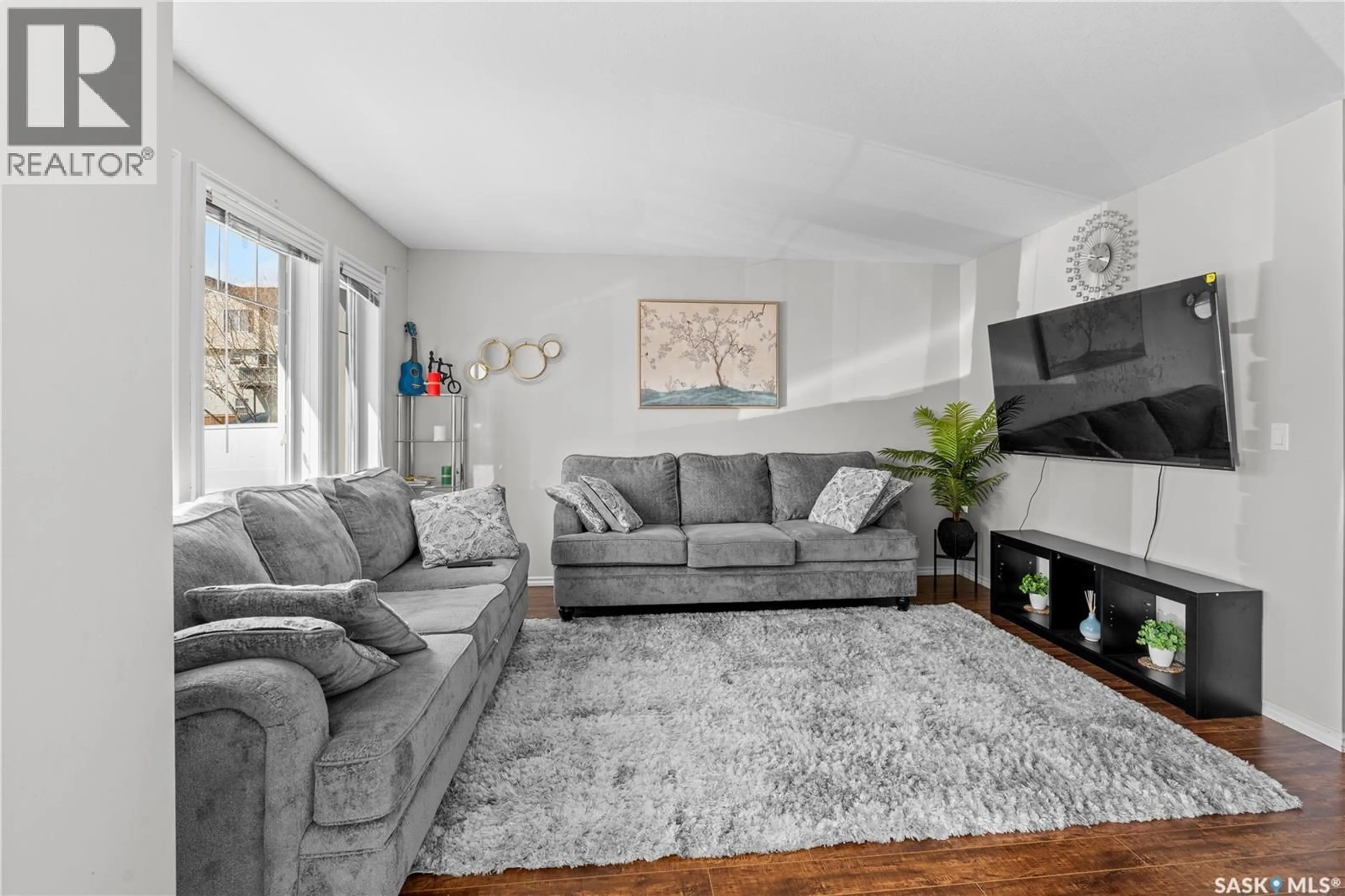 Living room with furniture, unknown for 303 - 420 SLIMMON PLACE, Saskatoon Saskatchewan S7V0A8