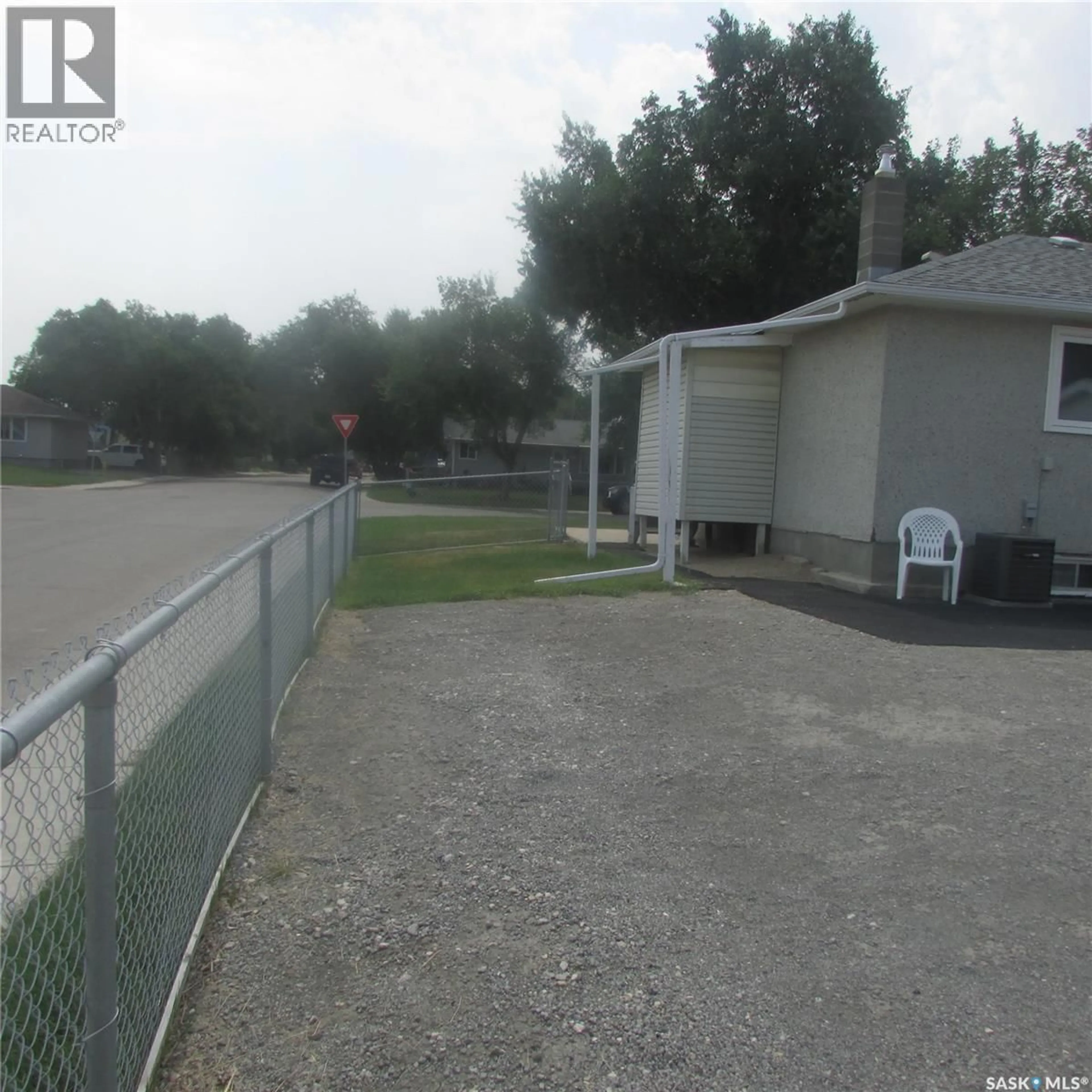Unknown for 1240 10TH AVENUE, Regina Saskatchewan S4N0J2
