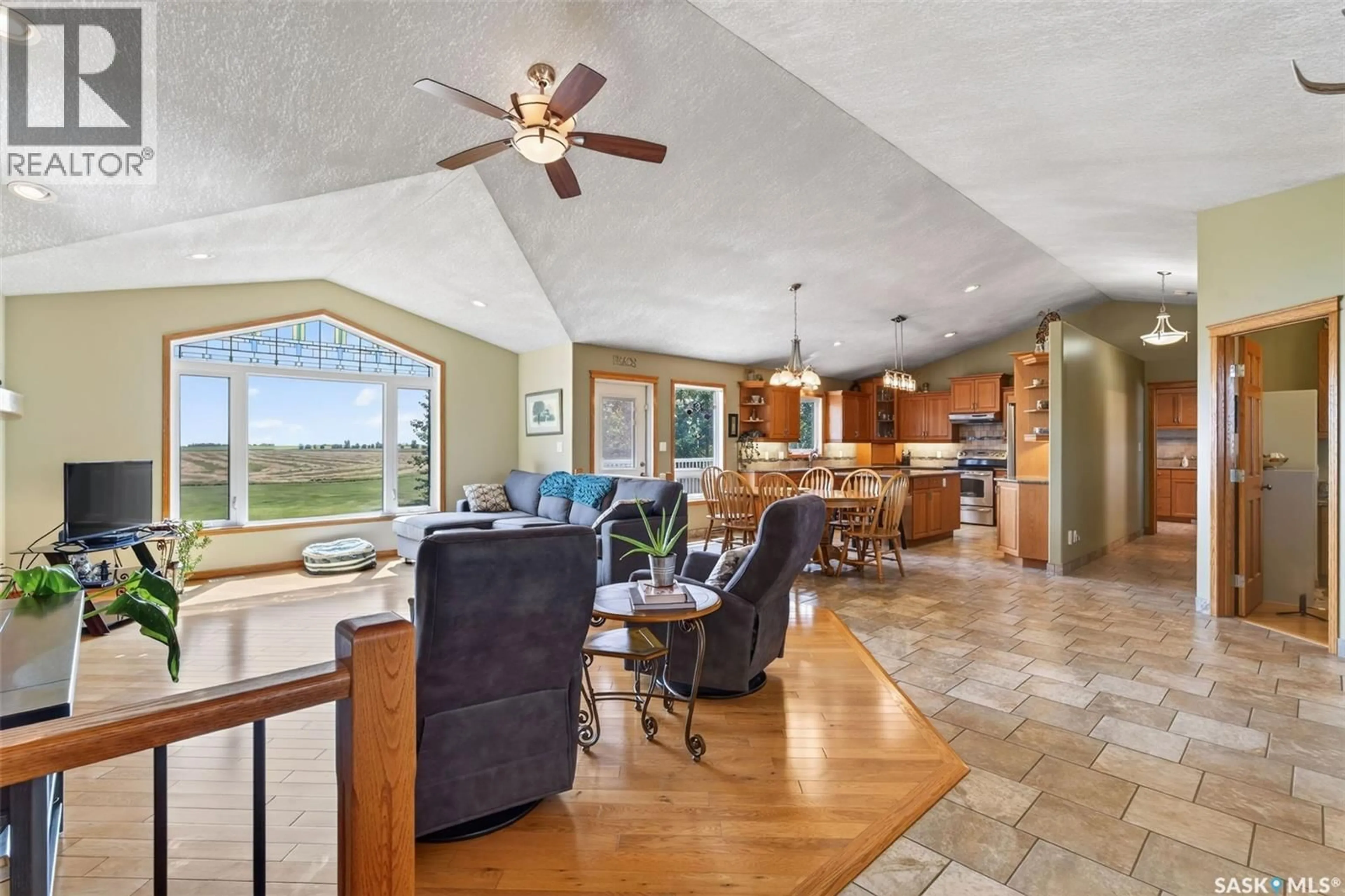 Open concept kitchen, ceramic/tile floor for Acreage - PIKE LAKE RD, Vanscoy Rm No. 345 Saskatchewan S0L3J0