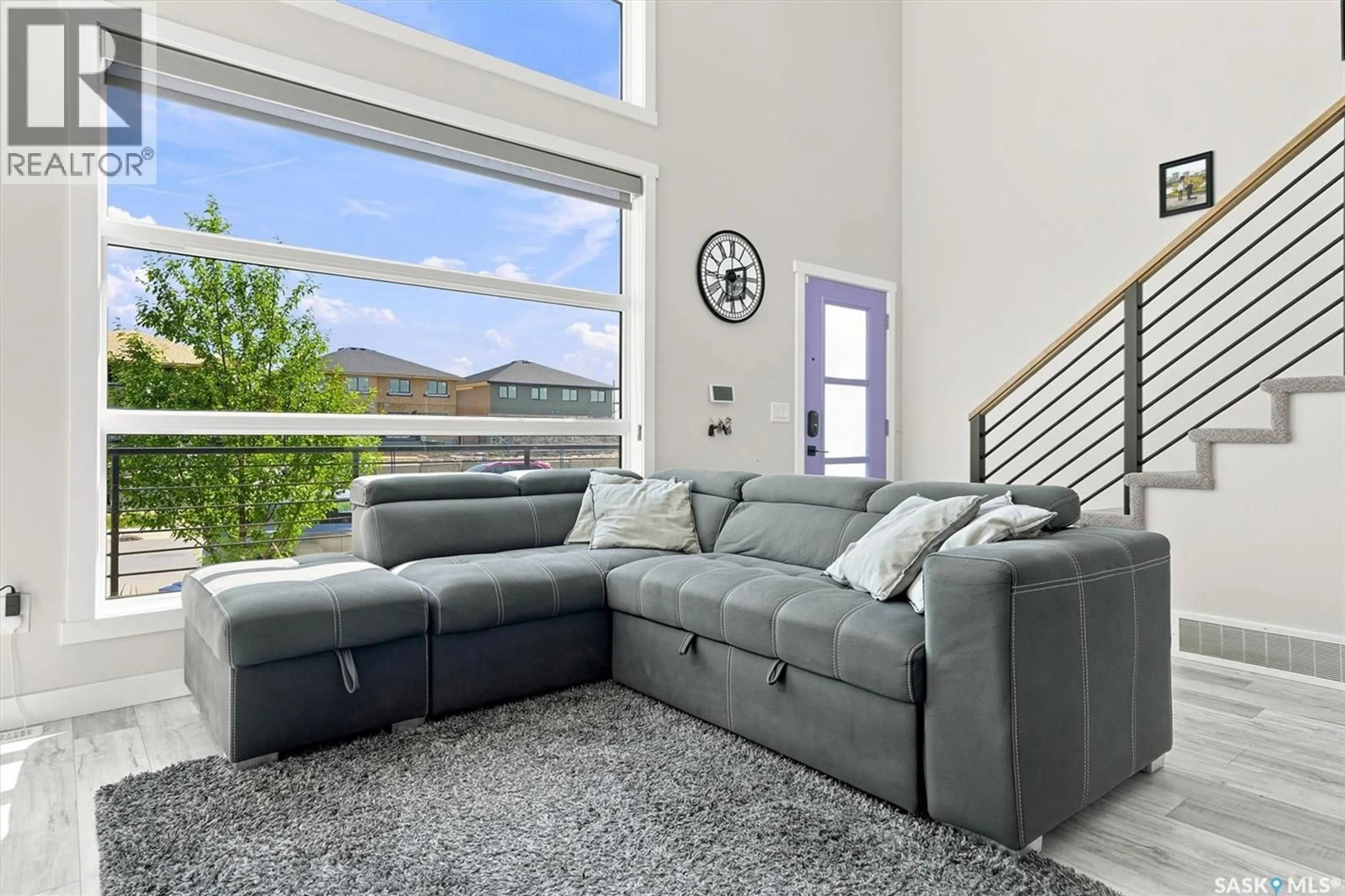 Living room with furniture, unknown for 332 MCFAULL CRESCENT, Saskatoon Saskatchewan S7V0S5