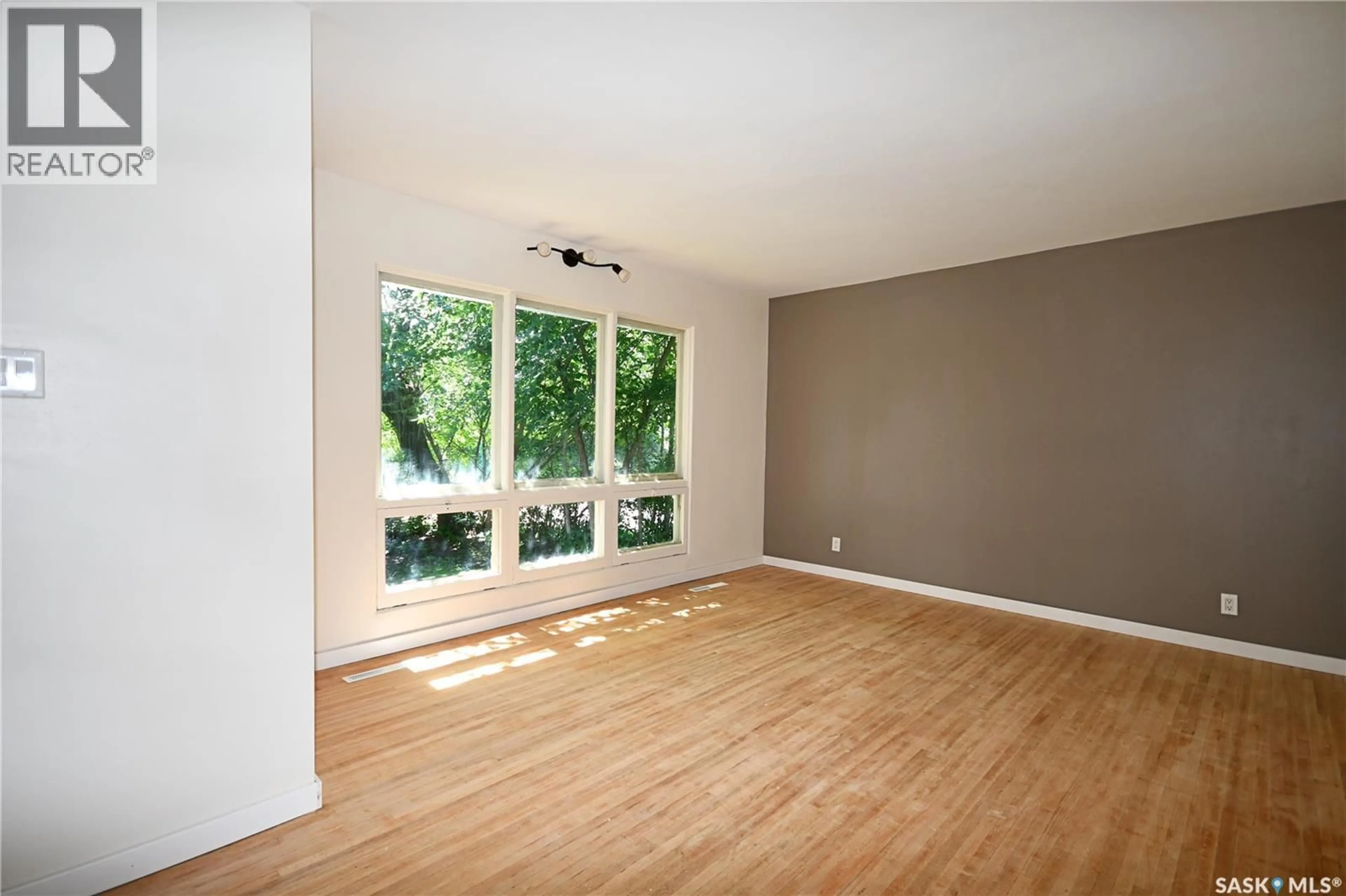 A pic of a room for 16 29TH STREET, Prince Albert Saskatchewan S6V1Y2