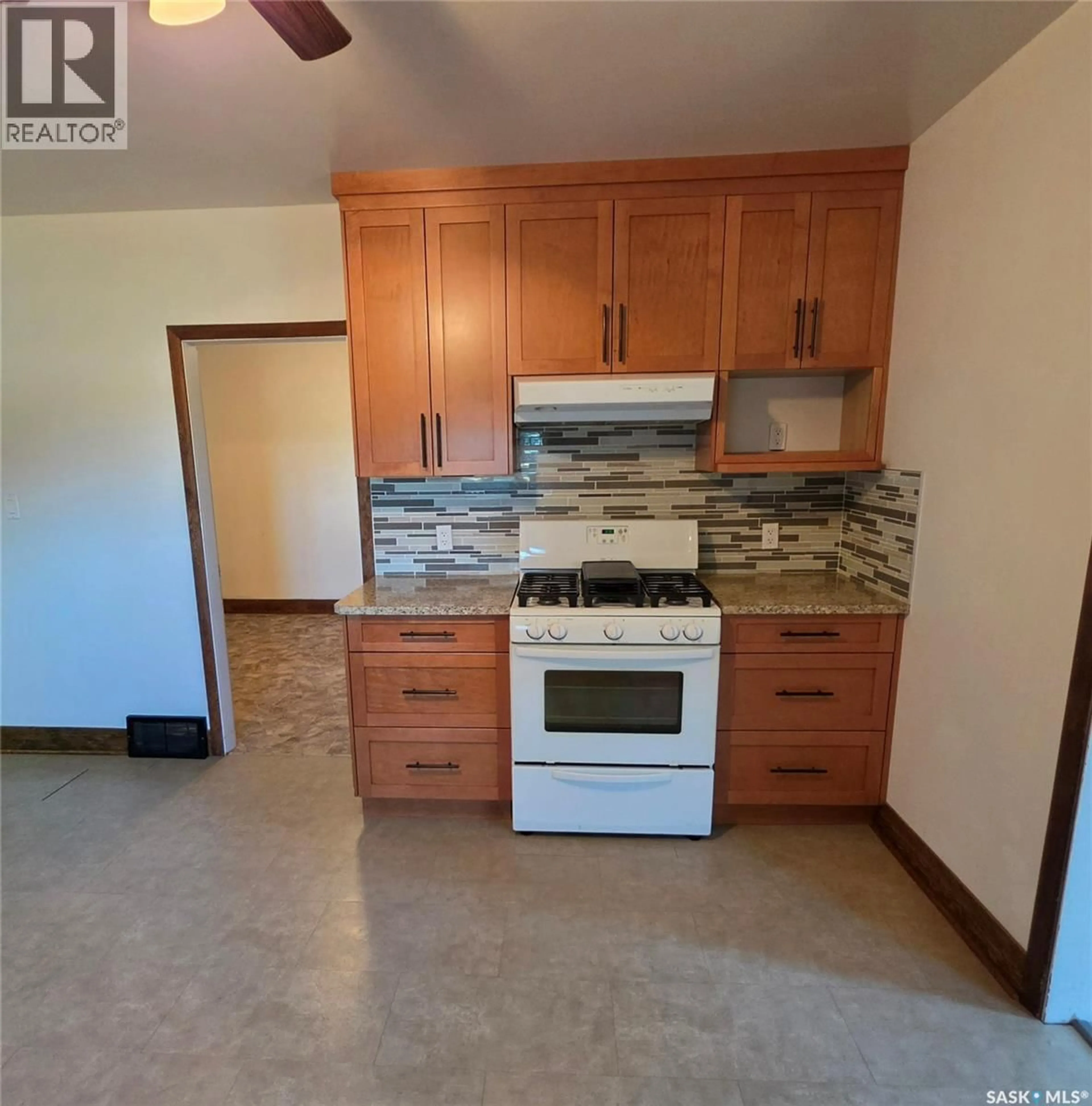 Standard kitchen, unknown for 324 LAING STREET, Sturgis Saskatchewan S0A4A0