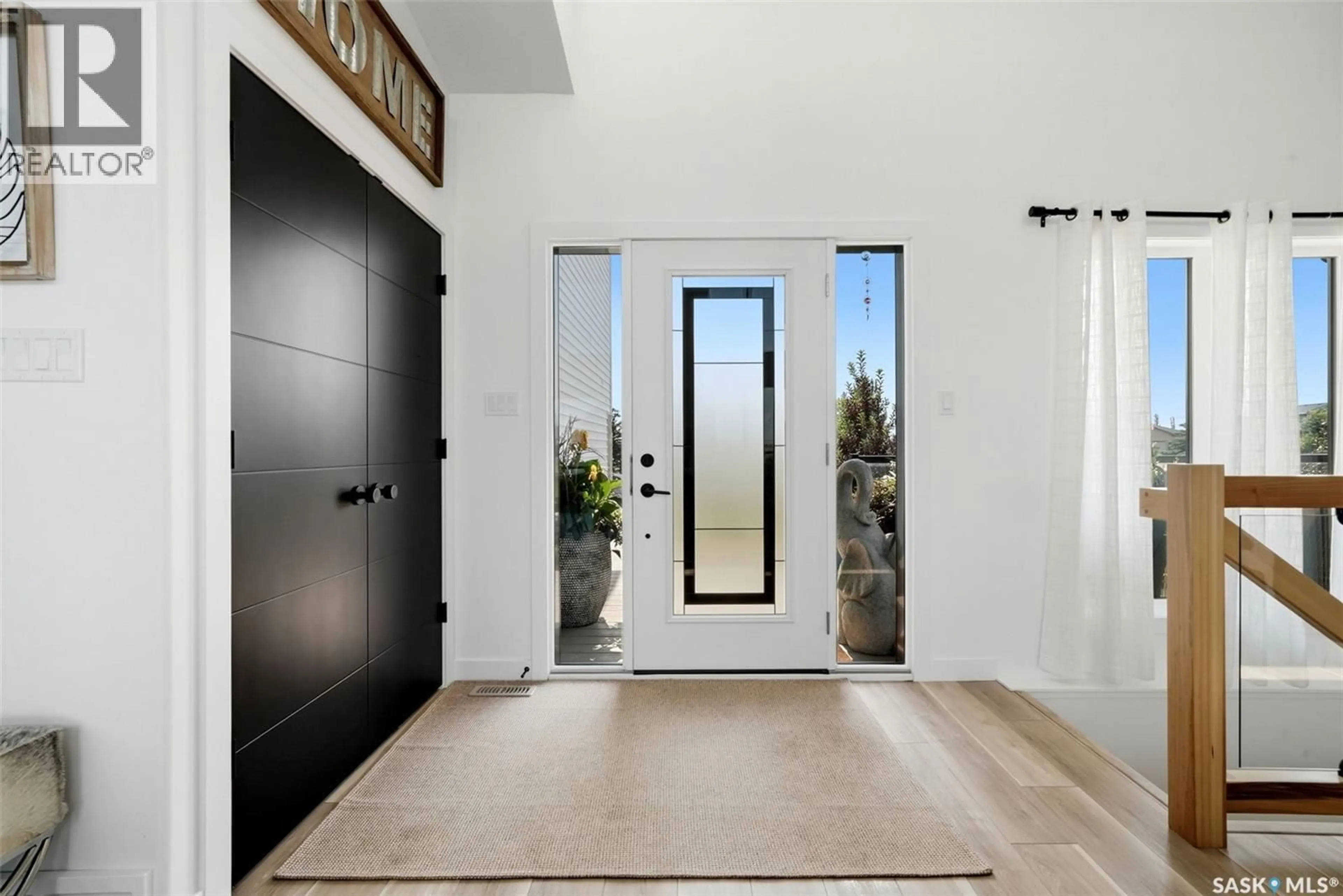 Indoor entryway for 232 EDGEWOOD DRIVE, Buena Vista Saskatchewan S2V1C3