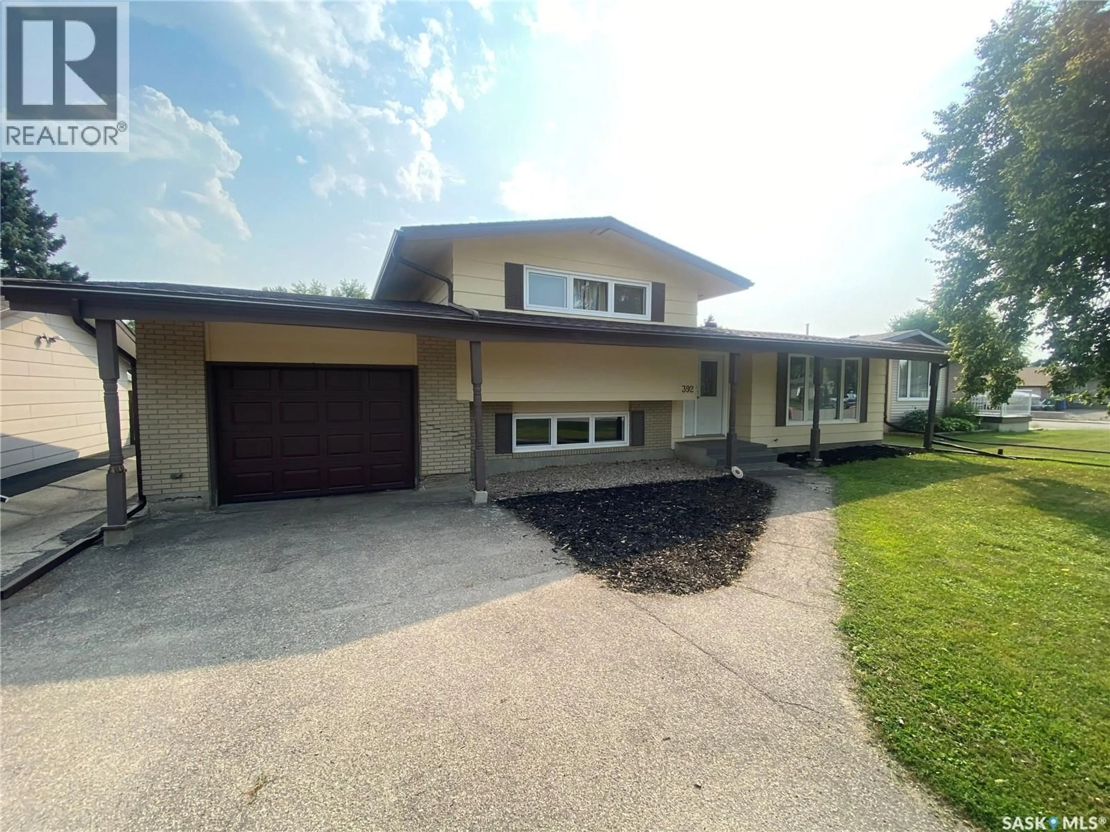 Unknown for 392 CIRCLEBROOKE DRIVE, Yorkton Saskatchewan S3N2Y5