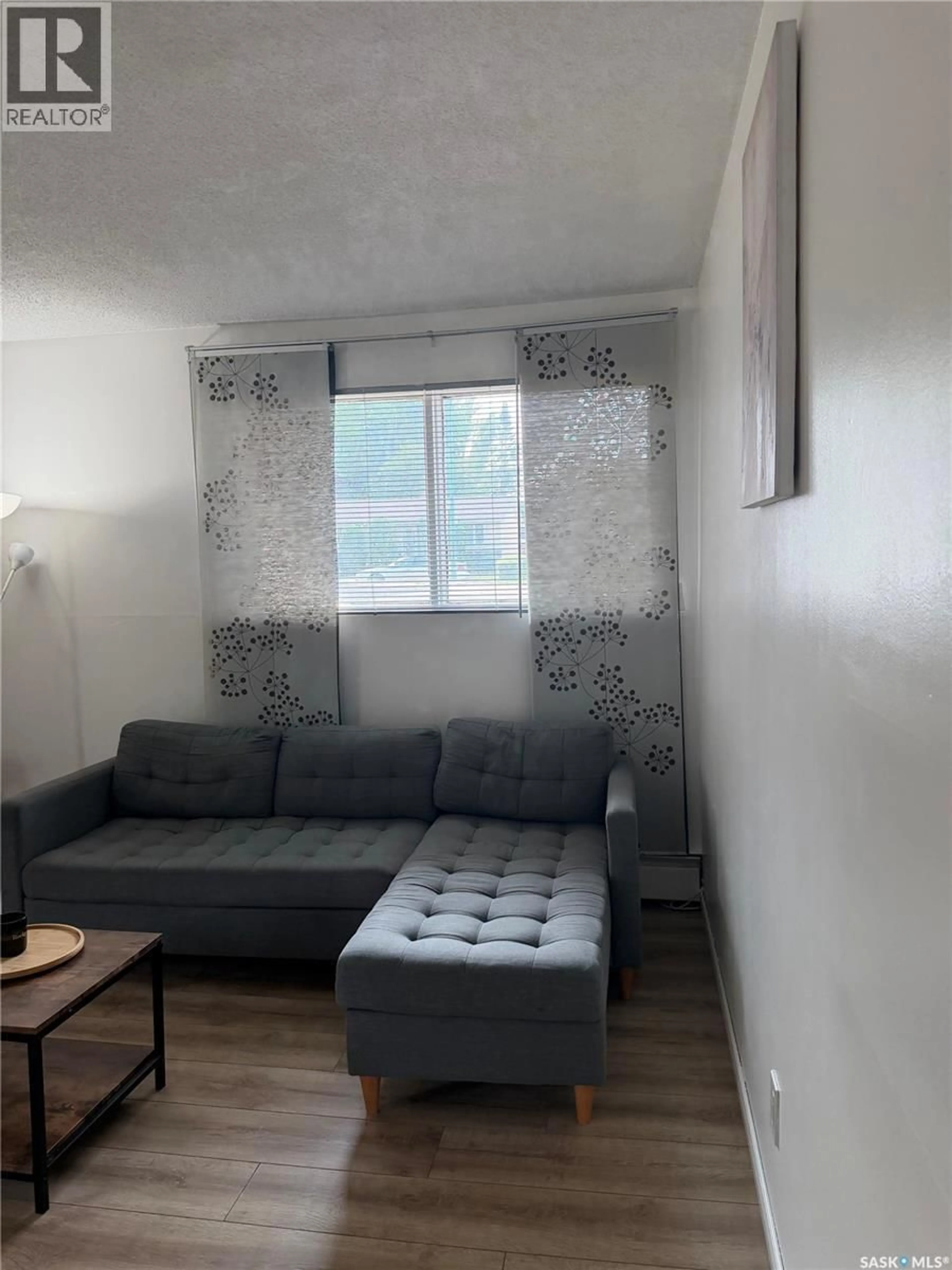 A pic of a room for 5 116 ACADIA COURT, Saskatoon Saskatchewan S7H4T7