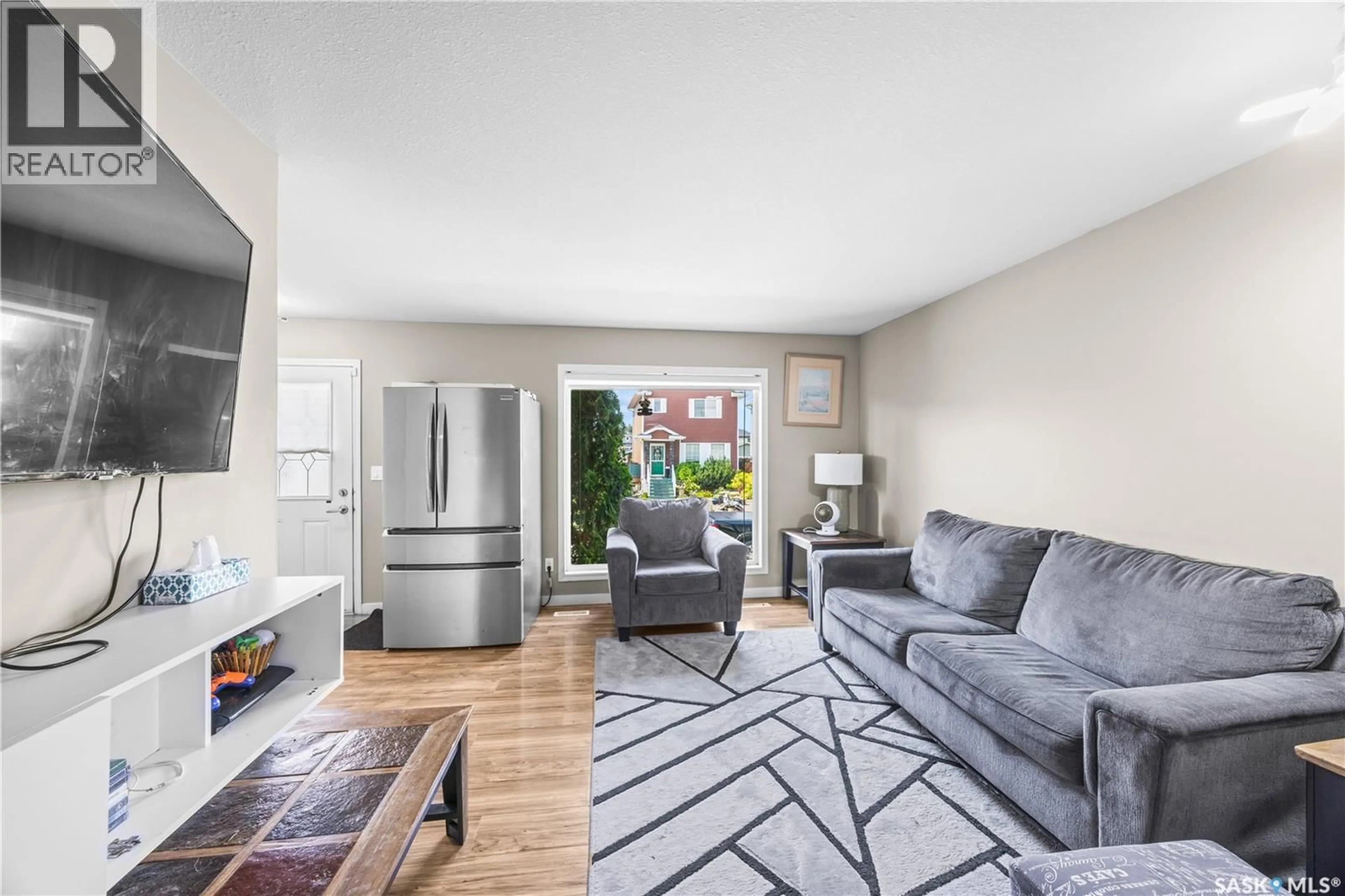 Living room with furniture, unknown for 439 COAD MANOR, Saskatoon Saskatchewan S7R0C6